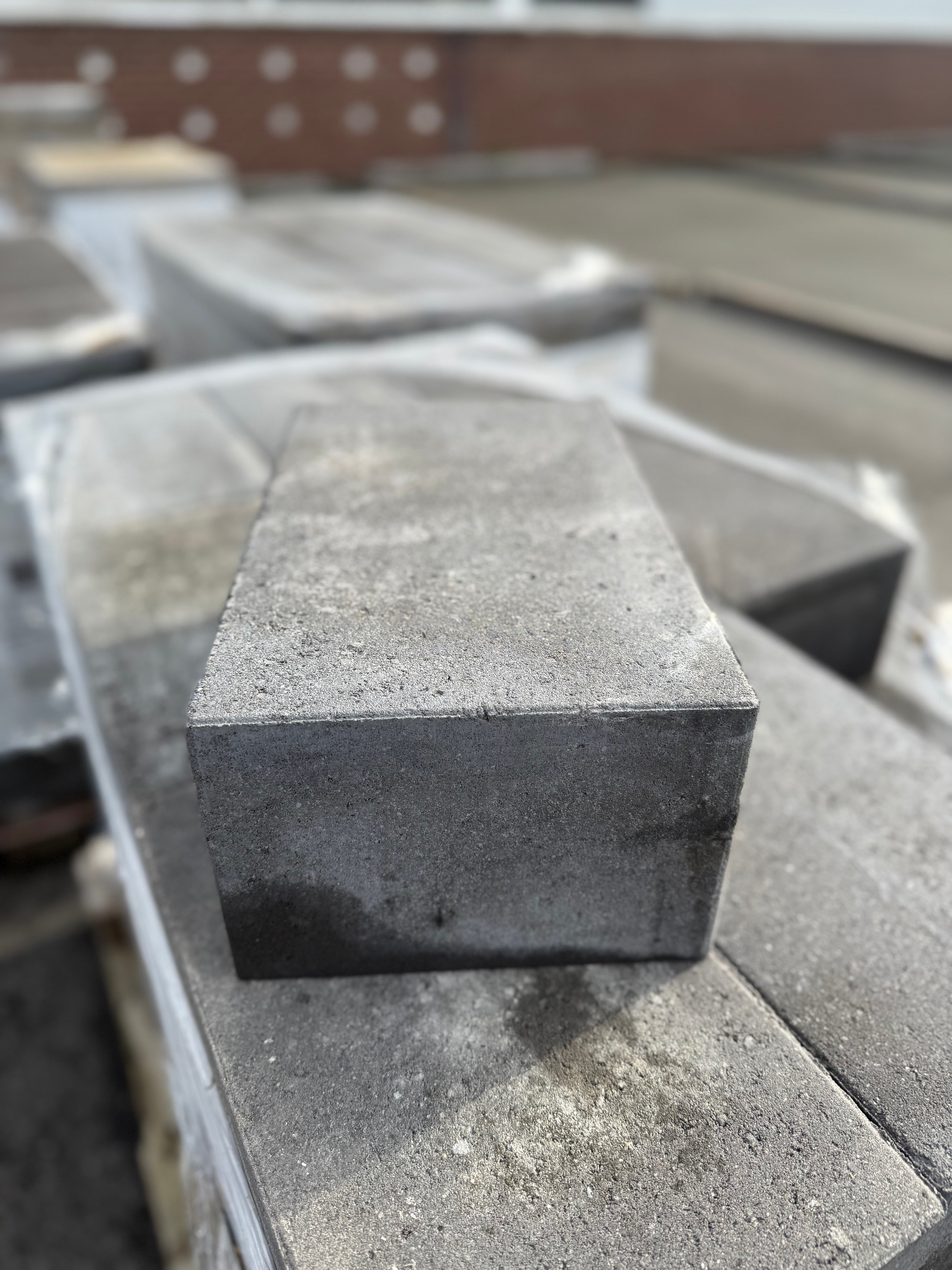 Kantblock 250x500x130mm – Antracit
