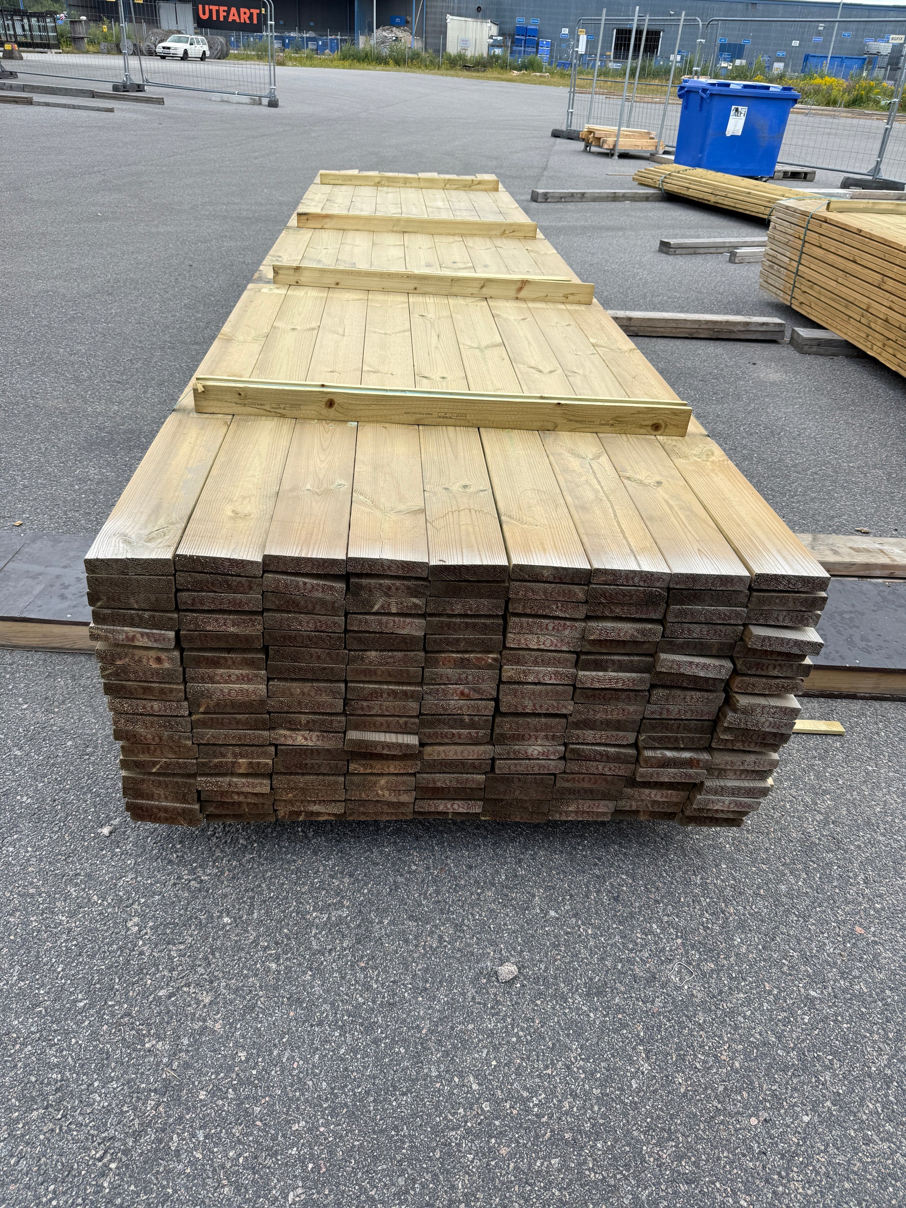 Paket Tryckimpregnerad Trall 28x120mm 4.80m 153st G4-3