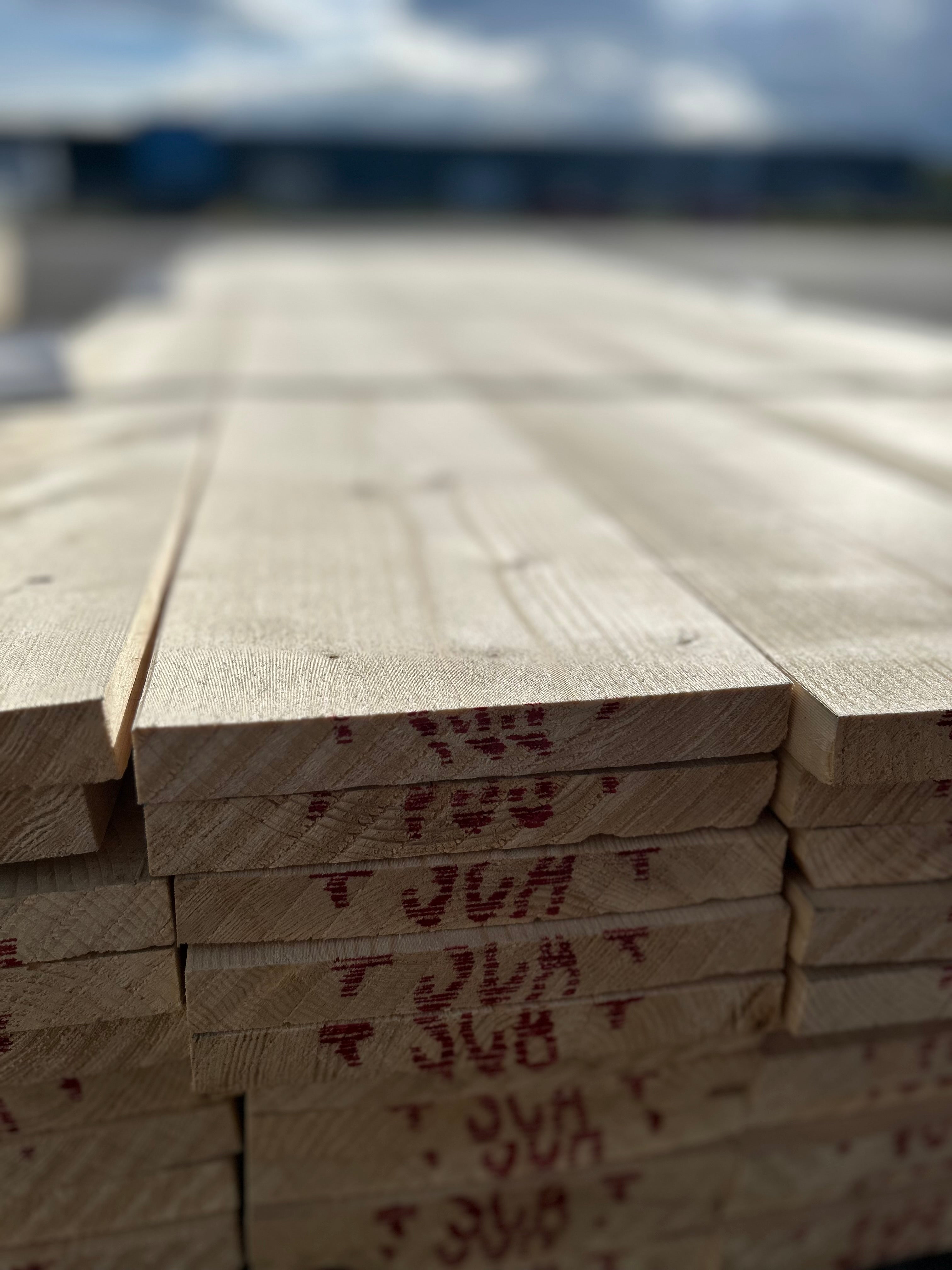 Paket Finsågad Panel 22x170mm 72st 3.0m – Andra sortering