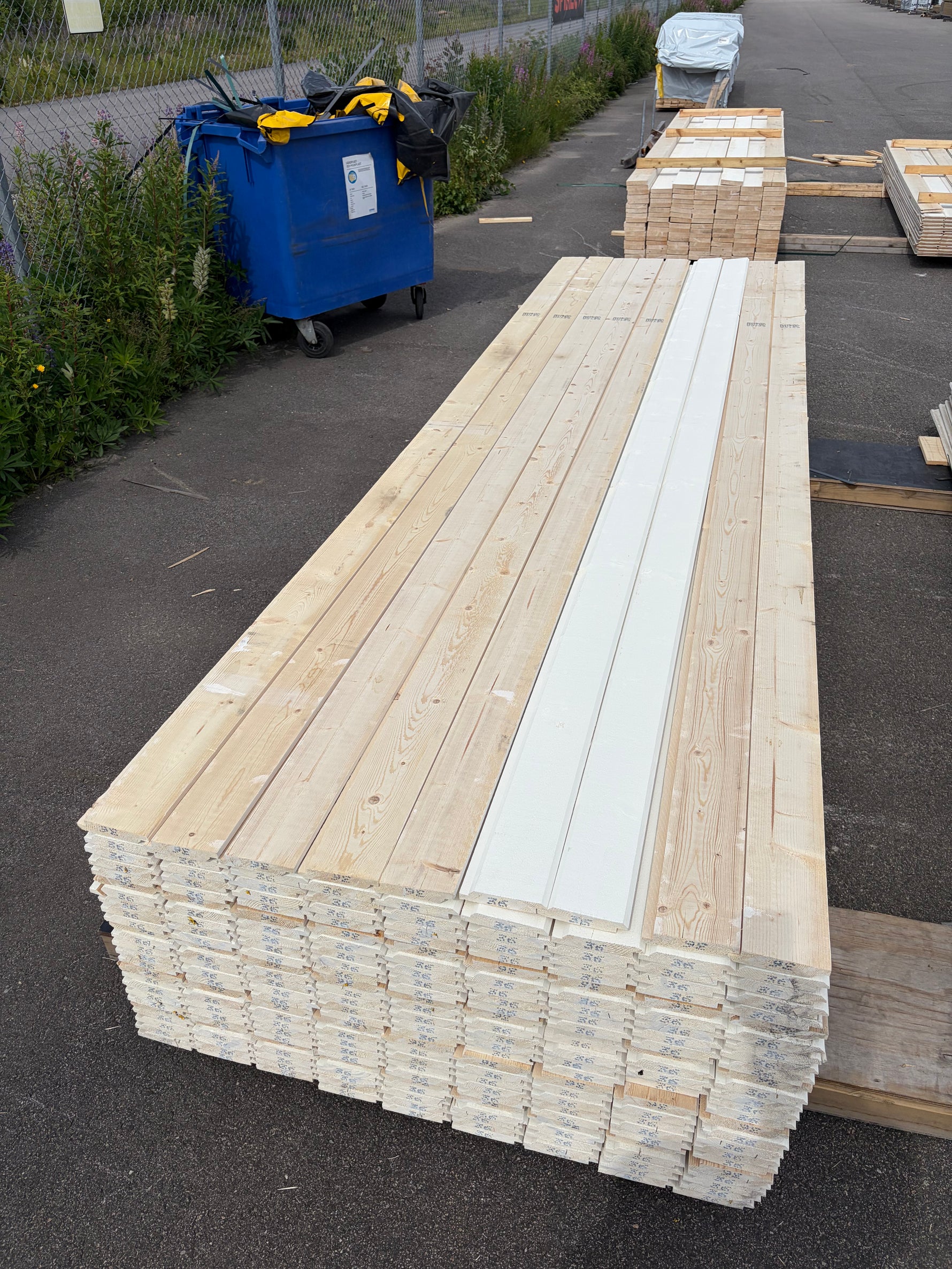 Paket Ytterpanel Dubbelfas Halvspont 22x120mm, 225st 3.60m Mellanstruken&nbsp;
