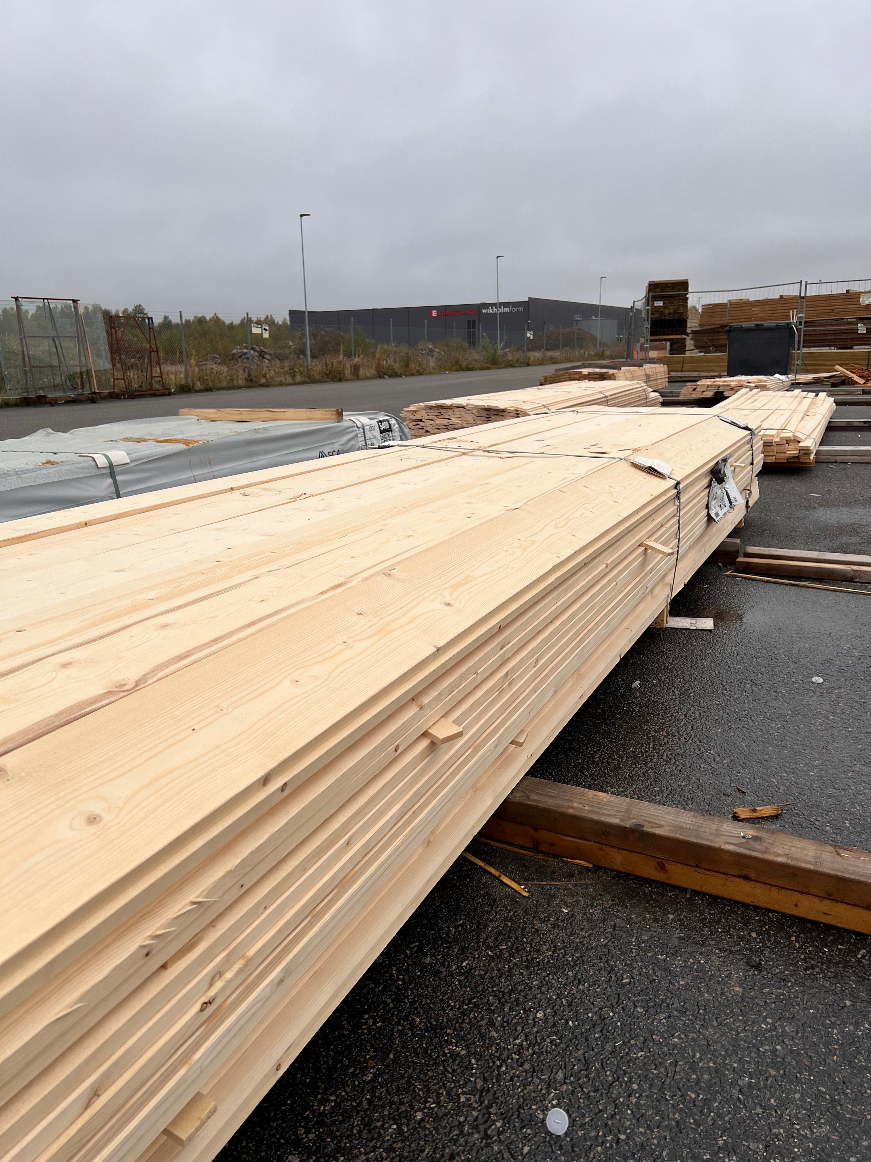 Paket Ytterpanelbräda 22x170 113 st 4,80-5,40m  (B-Sortering)