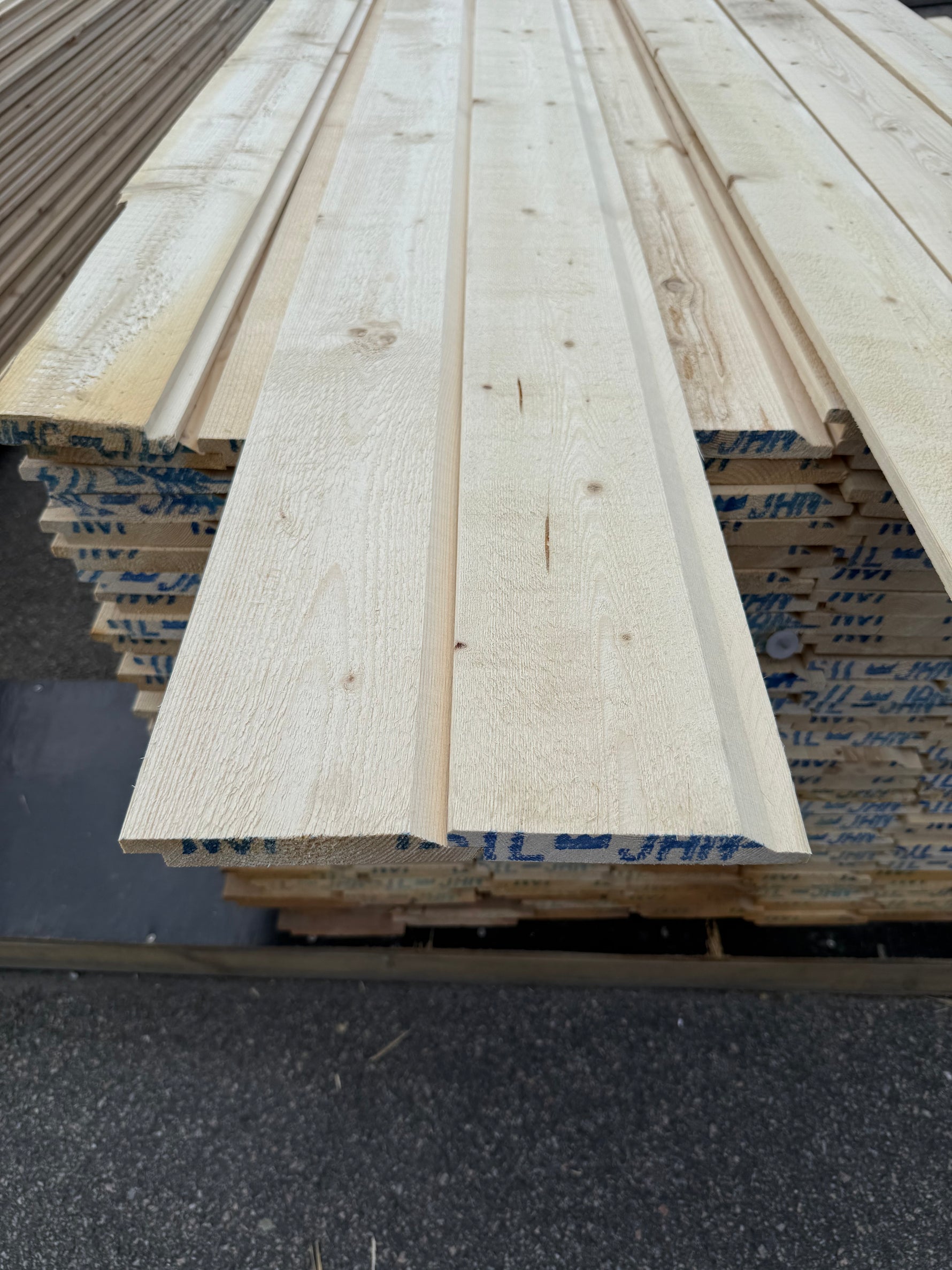 Paket Ytterpanel Enkelfas Halvspont 22x145mm 3.30m 209st