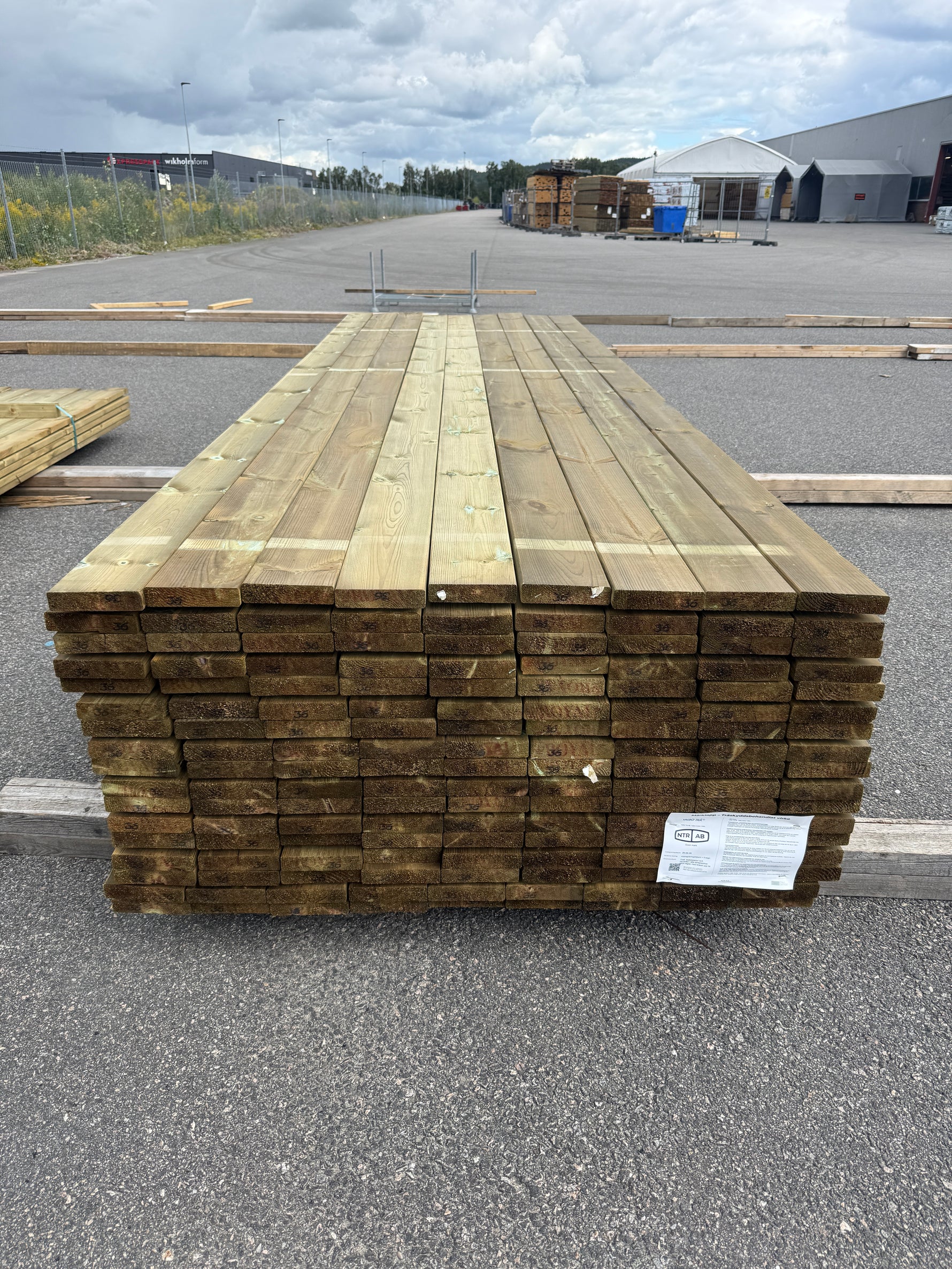 Paket Tryckimpregnerad Trall 28×120 mm, 153 st 3,60 m (G4-3)