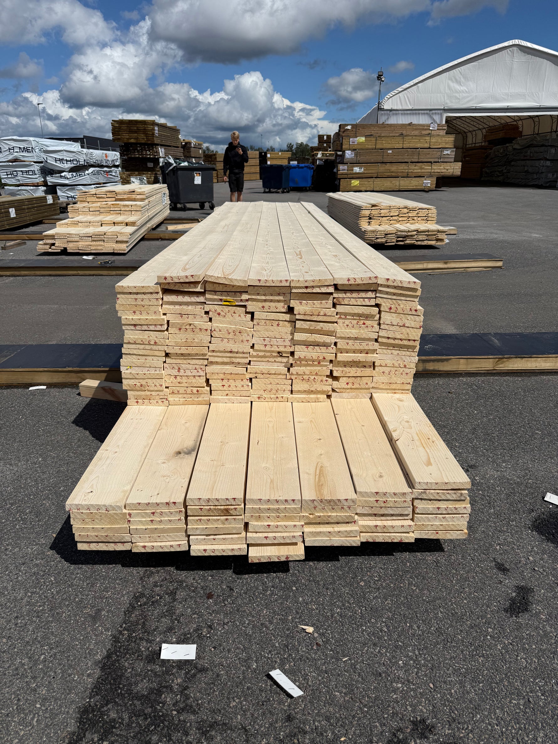 Paket Finsågade Brädor 22x145mm, 181st 4,80–5,40m (Andra-sortering)