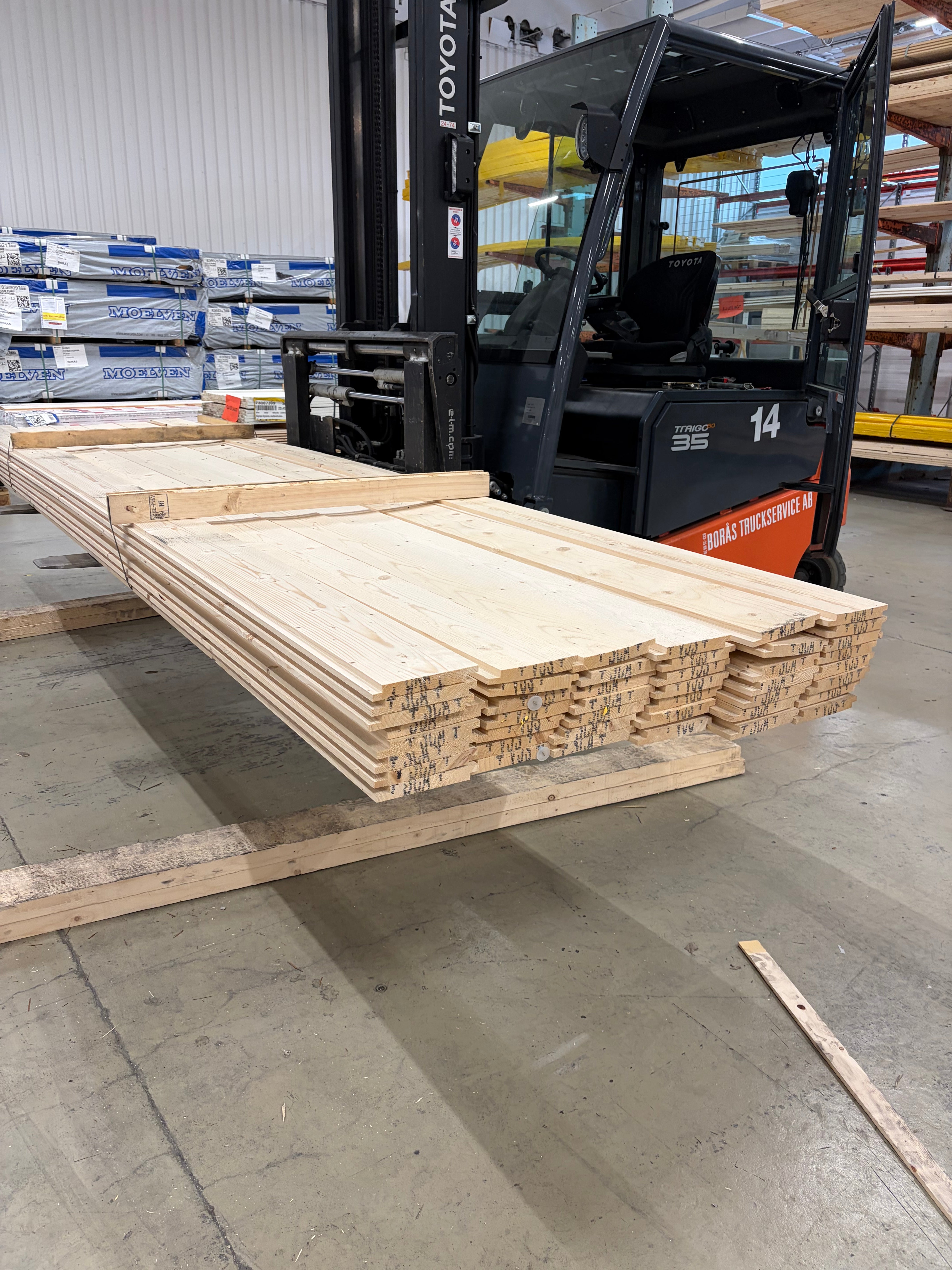 Paket Ytterpanel Hakfals 22×170 – 44 st (4.20 m) Obehandlad