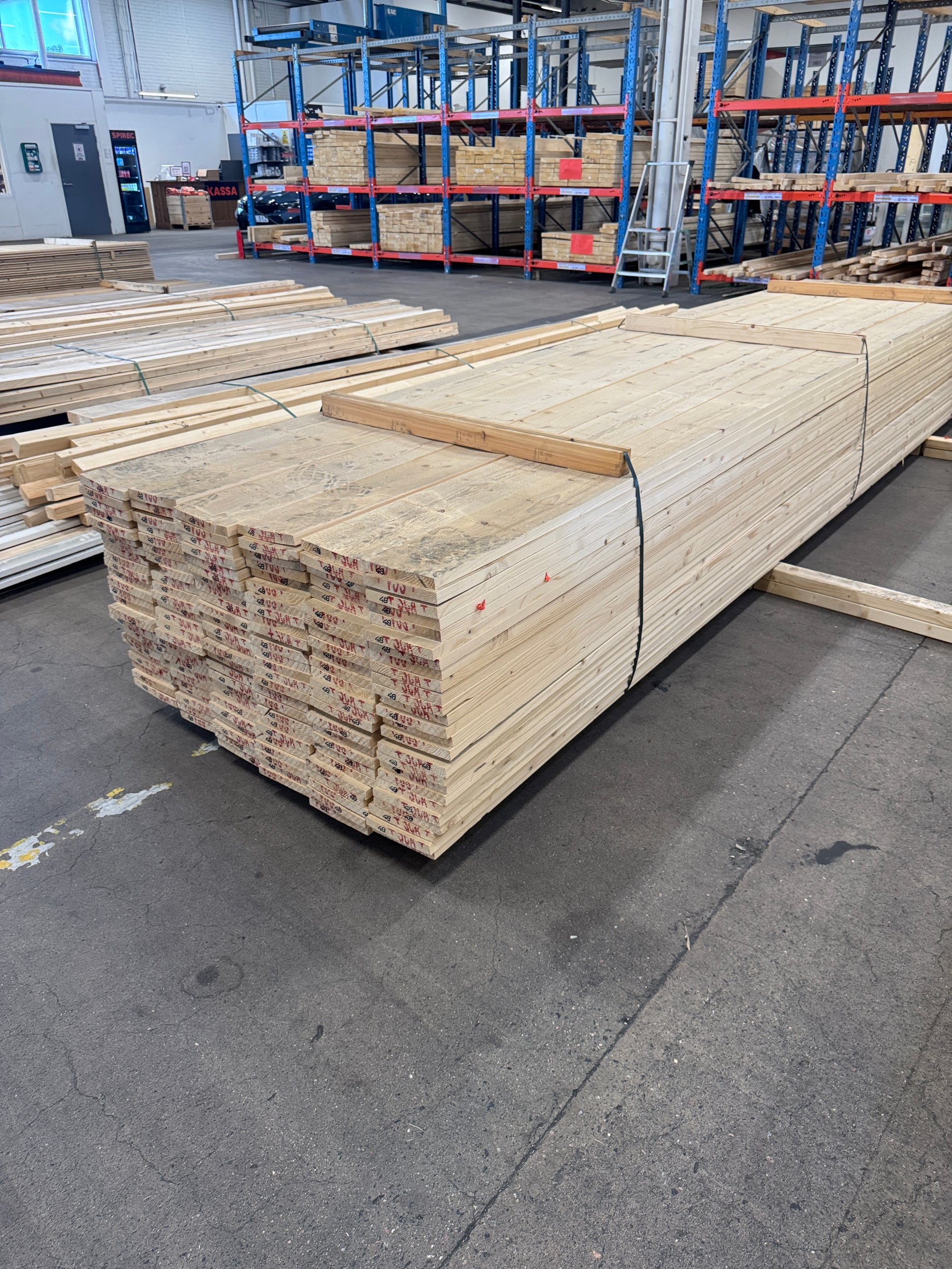 Paket Finsågad Panel 22x165mm 4,80m – 150 st Revor