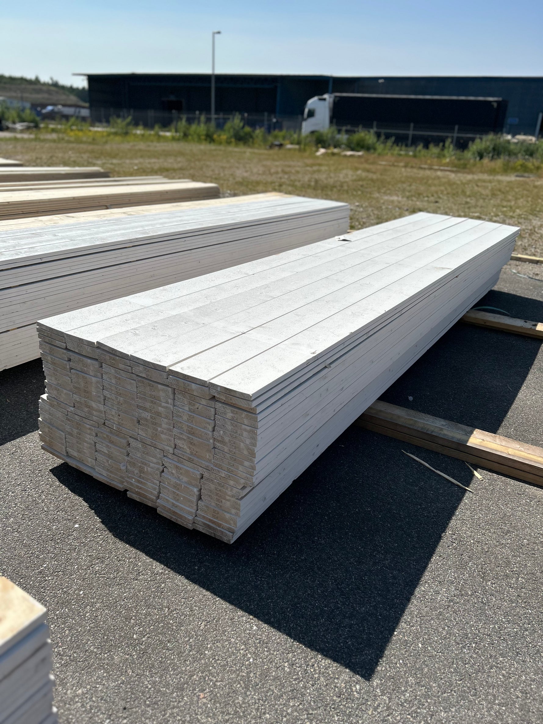Paket Finsågade Brädor 22x170mm Mellanstruken 4.80m 156st