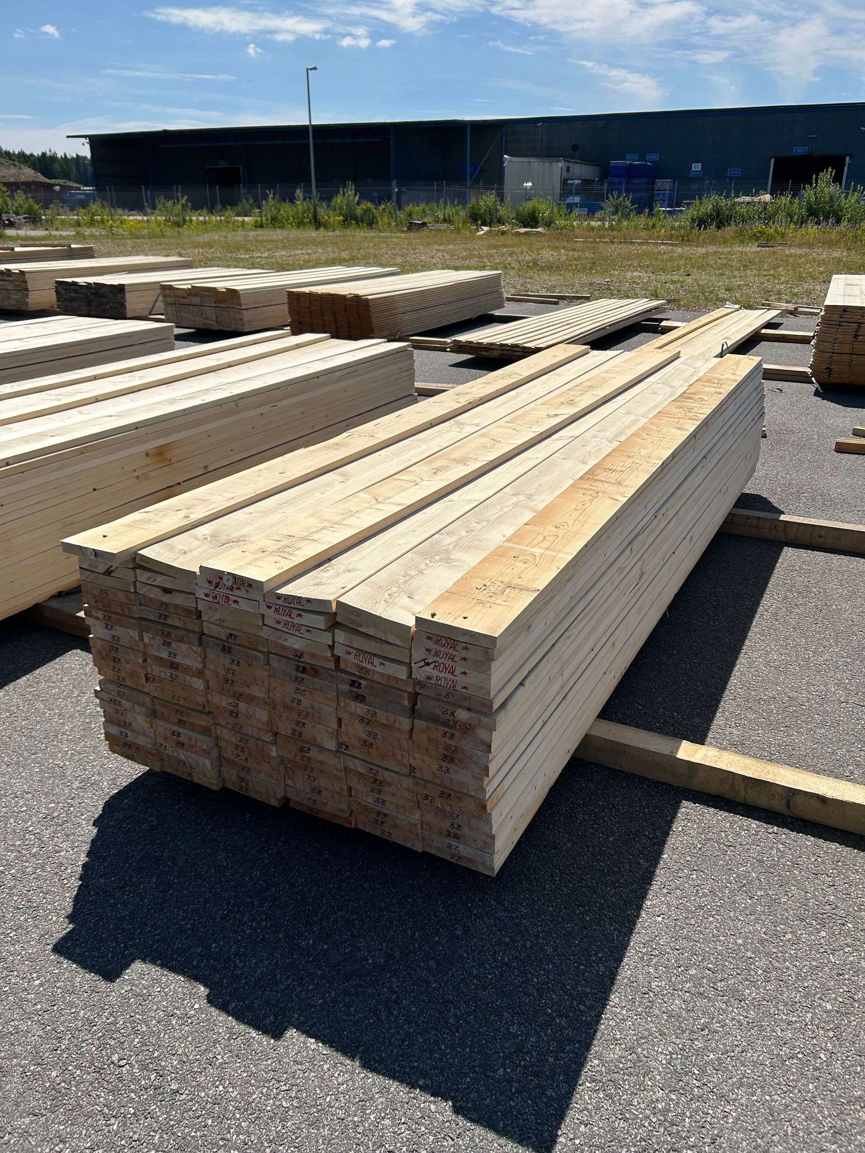 Paket Finsågade Brädor 28x170mm 3.30m 117st Obehandlade