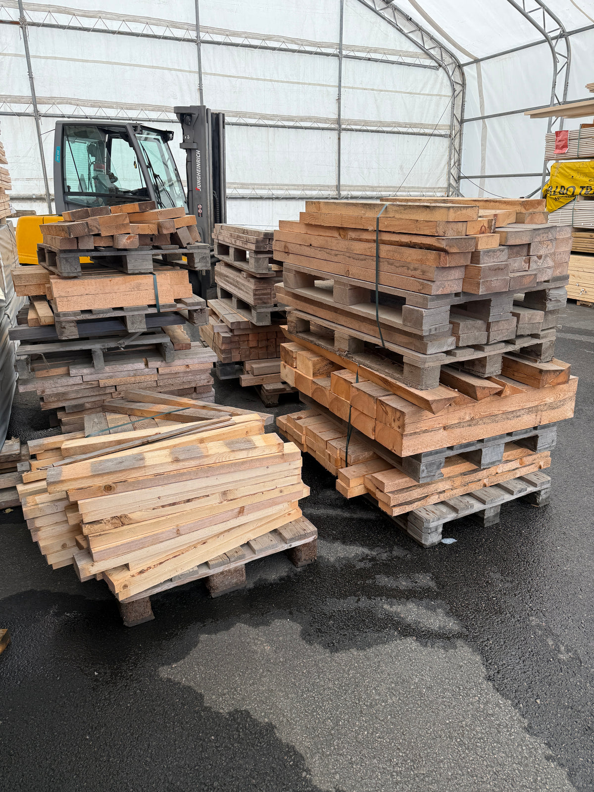 Blandparti Ströläkt/Reglar (40–120cm) 11 pallar