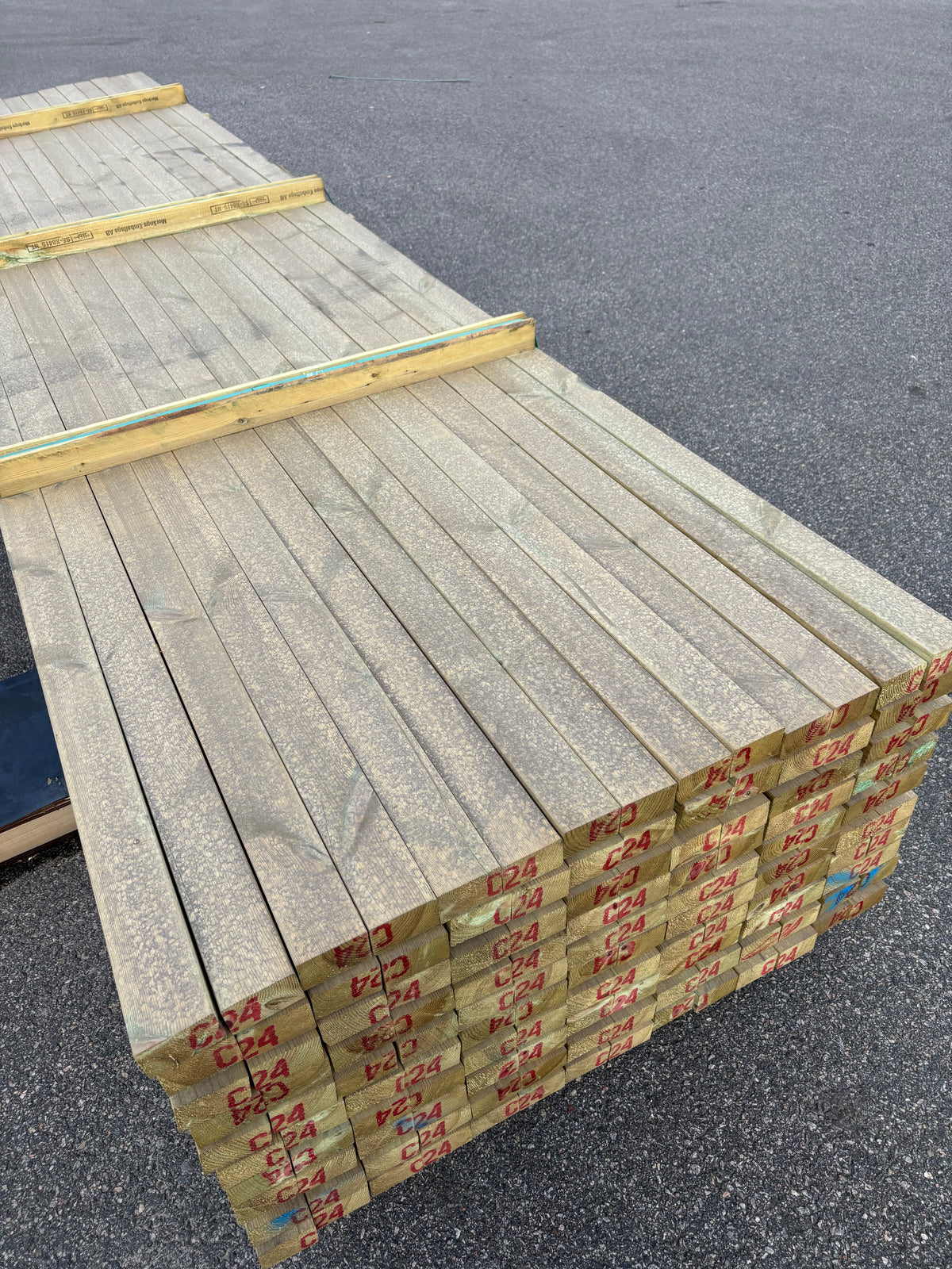 Paket Tryckimpregnerade Reglar 45x70mm, 140st 4,20m