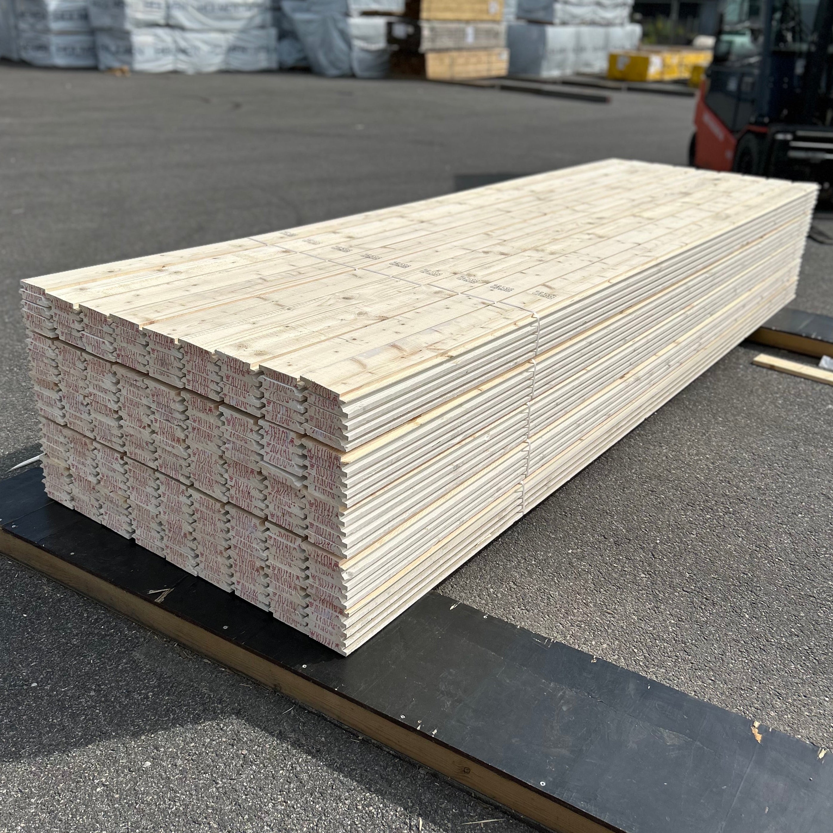 Paket Dubbelfas Halvspont 22x120mm 3,60m 225st Grundmålad