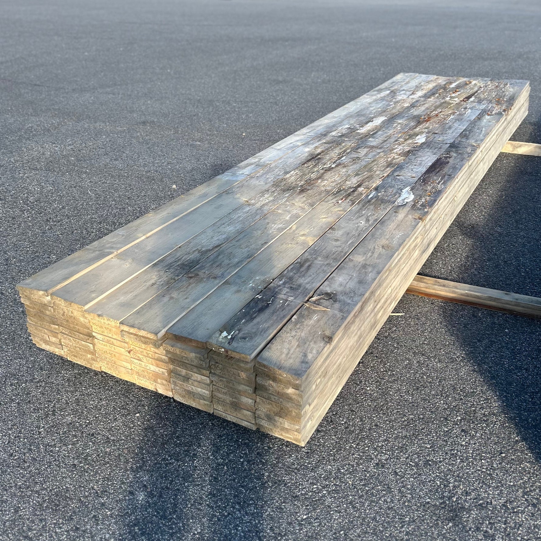 Paket Finsågade Brädor 22x145mm, 77st 4.20m Fuktskadad