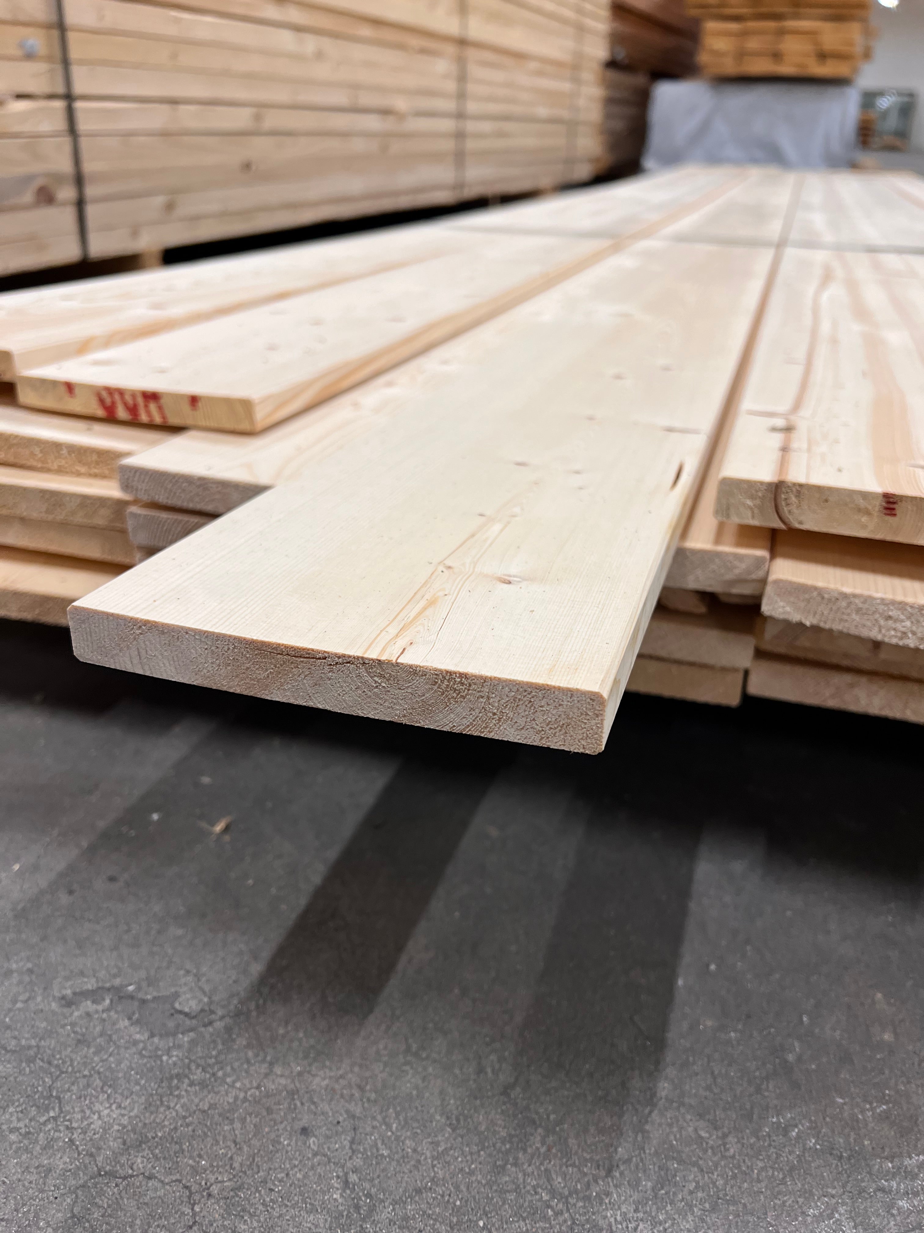 Paket Brädor Runtomhyvlat 17,3x144mm – 34 st (4,50–5,10 m, Utskott, Gran)