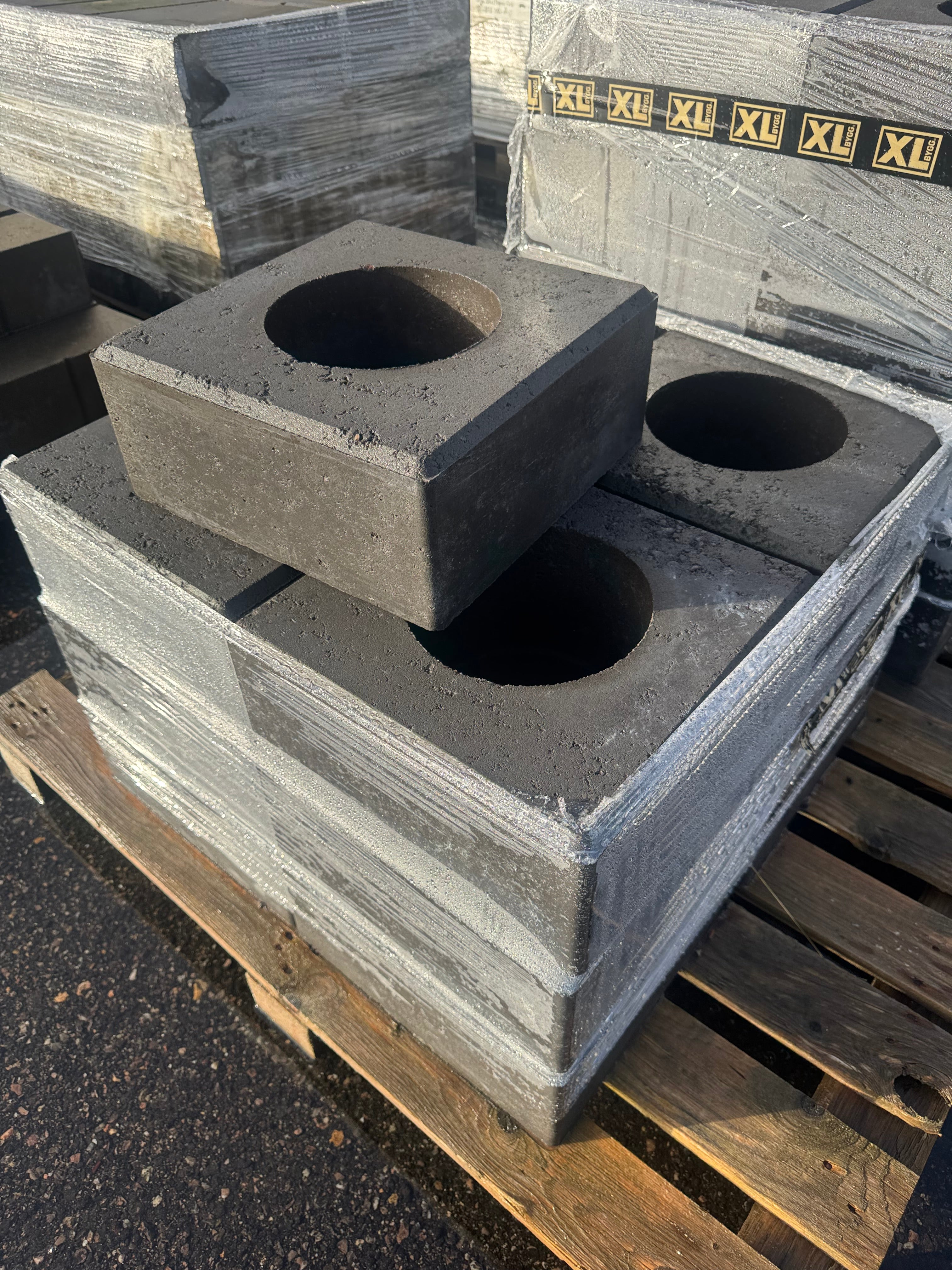 Stolpelement Slät 350x350x150mm – Ø200mm, Grafit