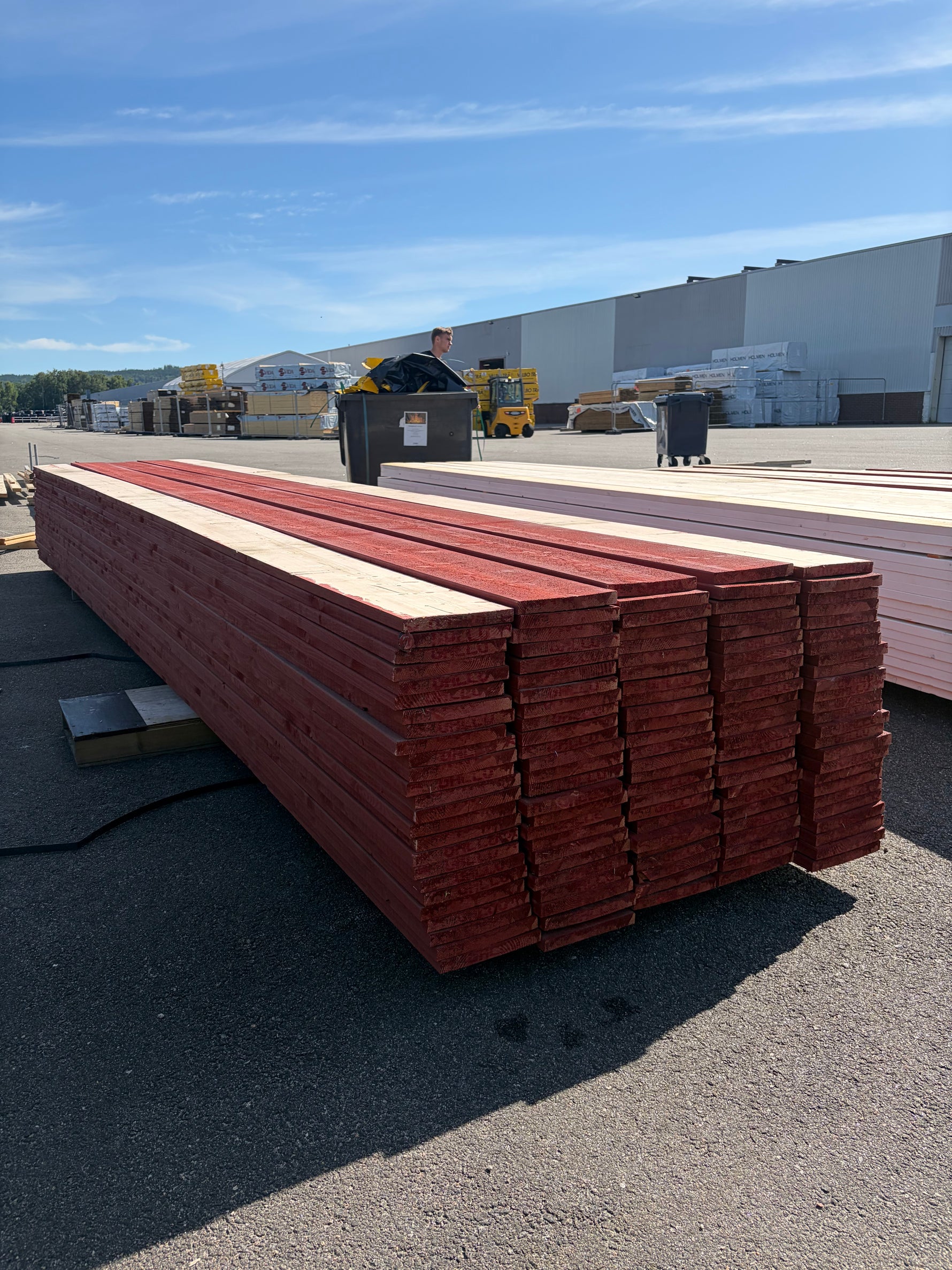Paket Finsågade Brädor 22x195mm, 125st 5.40m Grundmålad