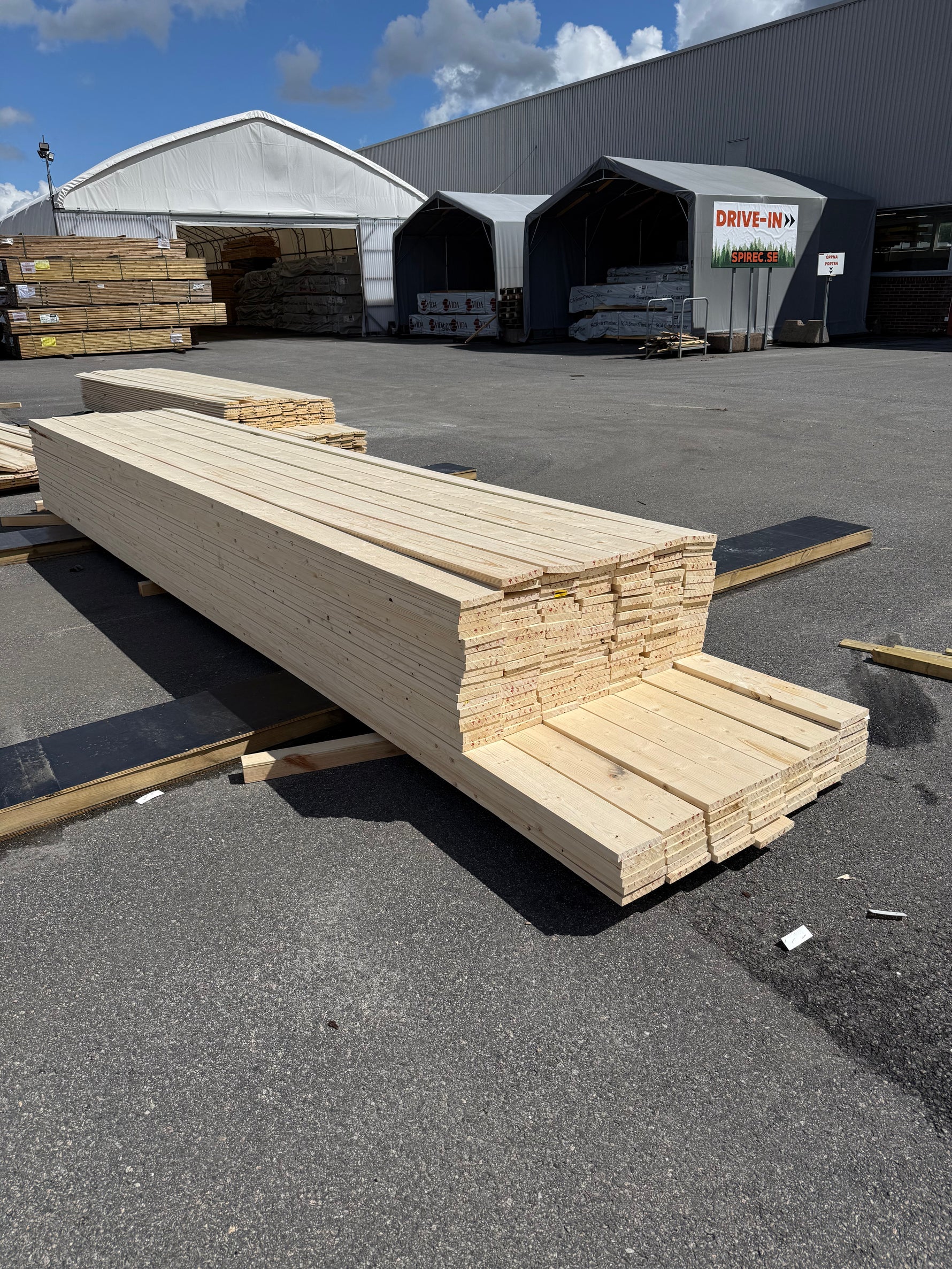 Paket Finsågade Brädor 22x145mm, 181st 4,80–5,40m (Andra-sortering)