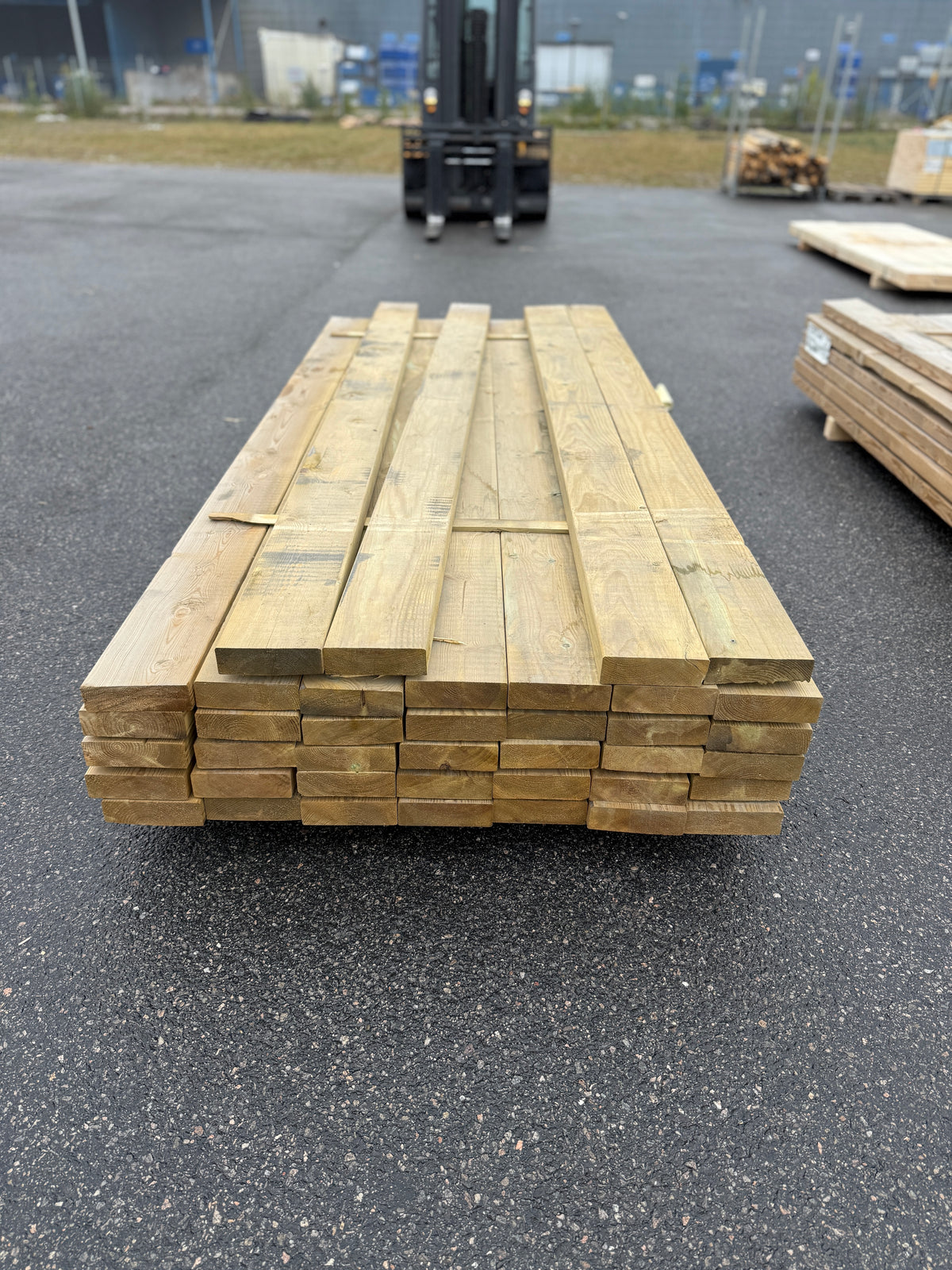 Paket Tryckimpregnerade Reglar 45x145mm 2,40m 39st C16 NTR-AB