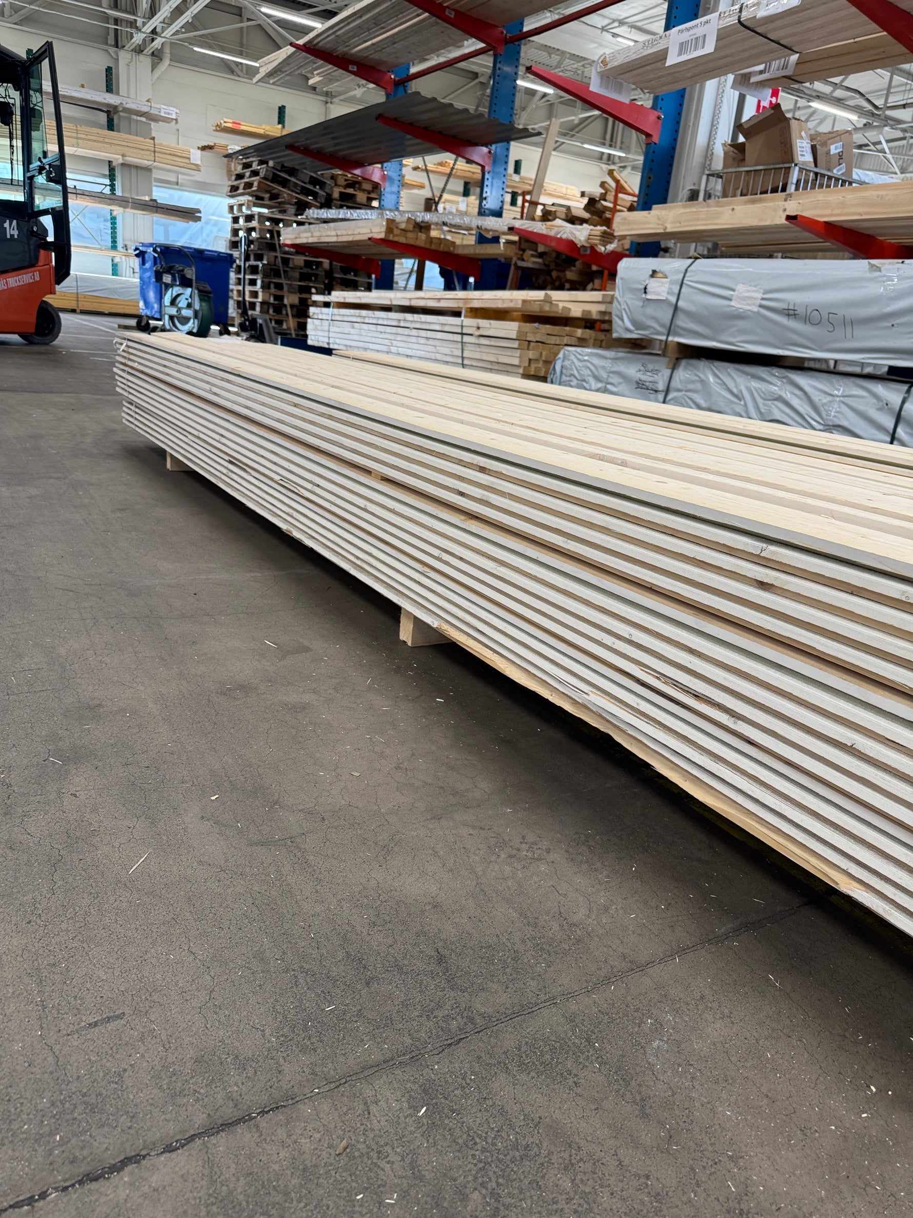 Paket Ytterpanel Enkelfas Halvspont 22x120mm, 4,50m, 127st – Grundmålad