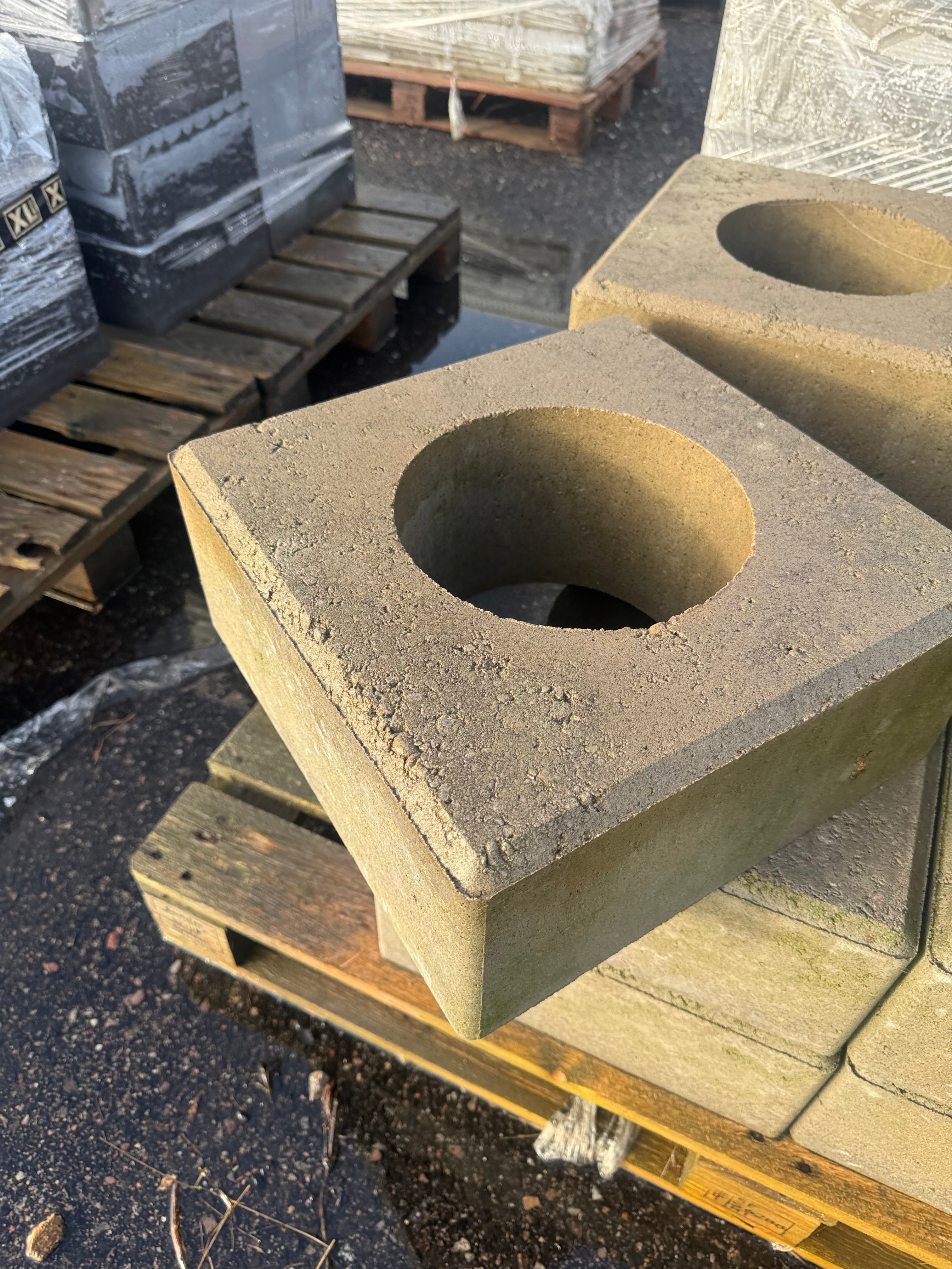 Stolpelement Slät 350x350x150mm – Ø200mm, Grå