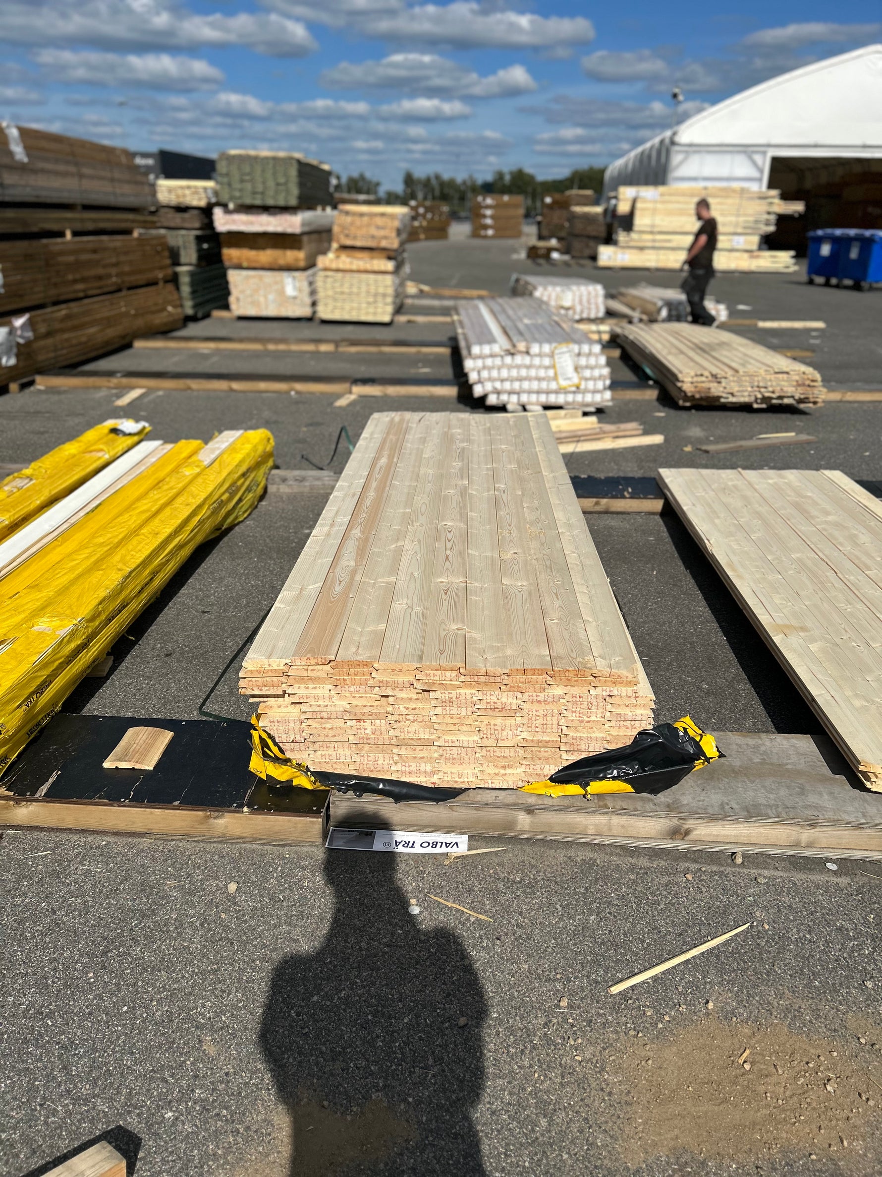 Paket Ytterpanel Dubbelfas Fals 22×120 mm 3,00 m 135 st Obehandlad