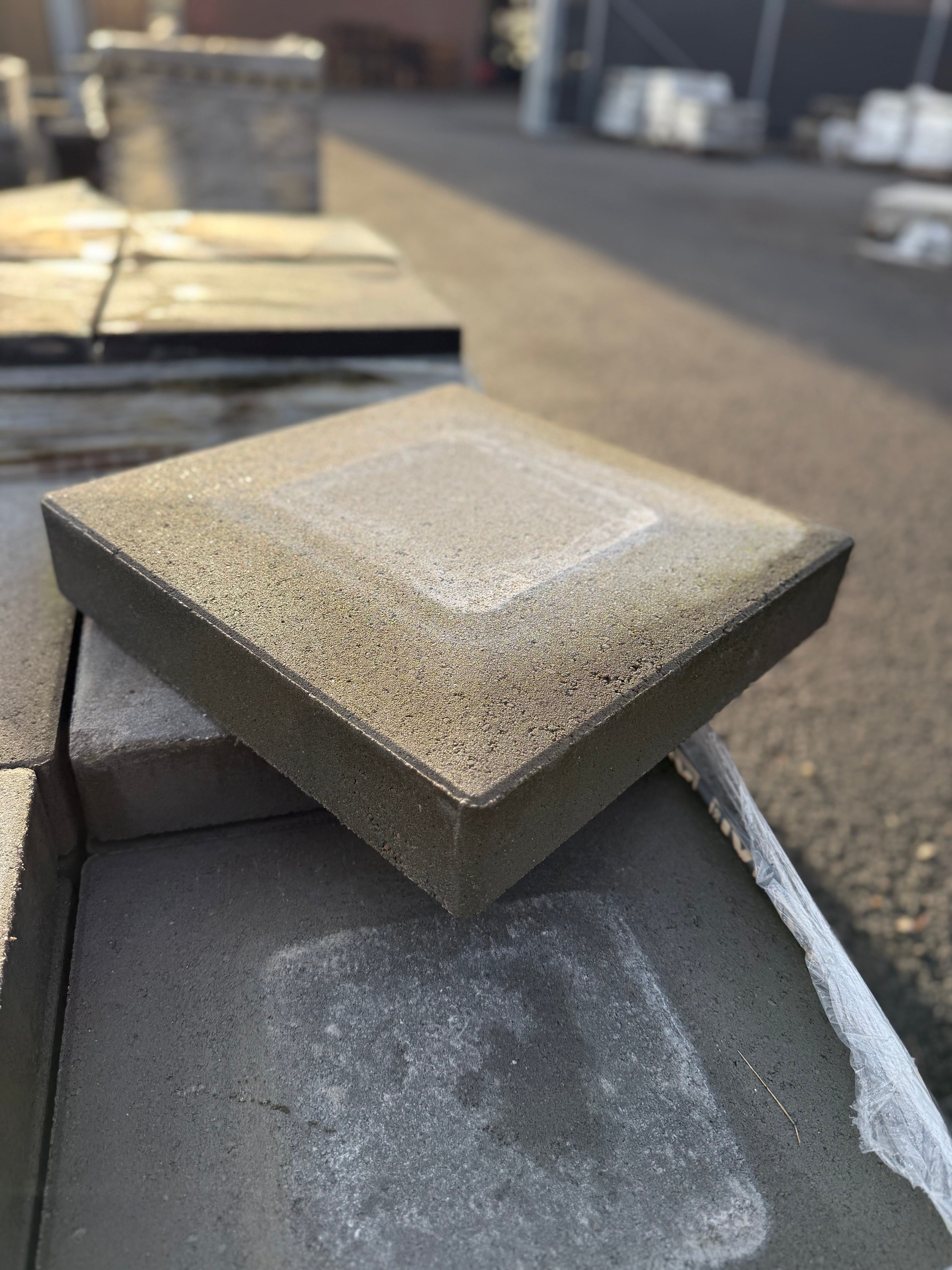 Parti Stolptopp Patina 400x400x80mm – Grafit (44 st)