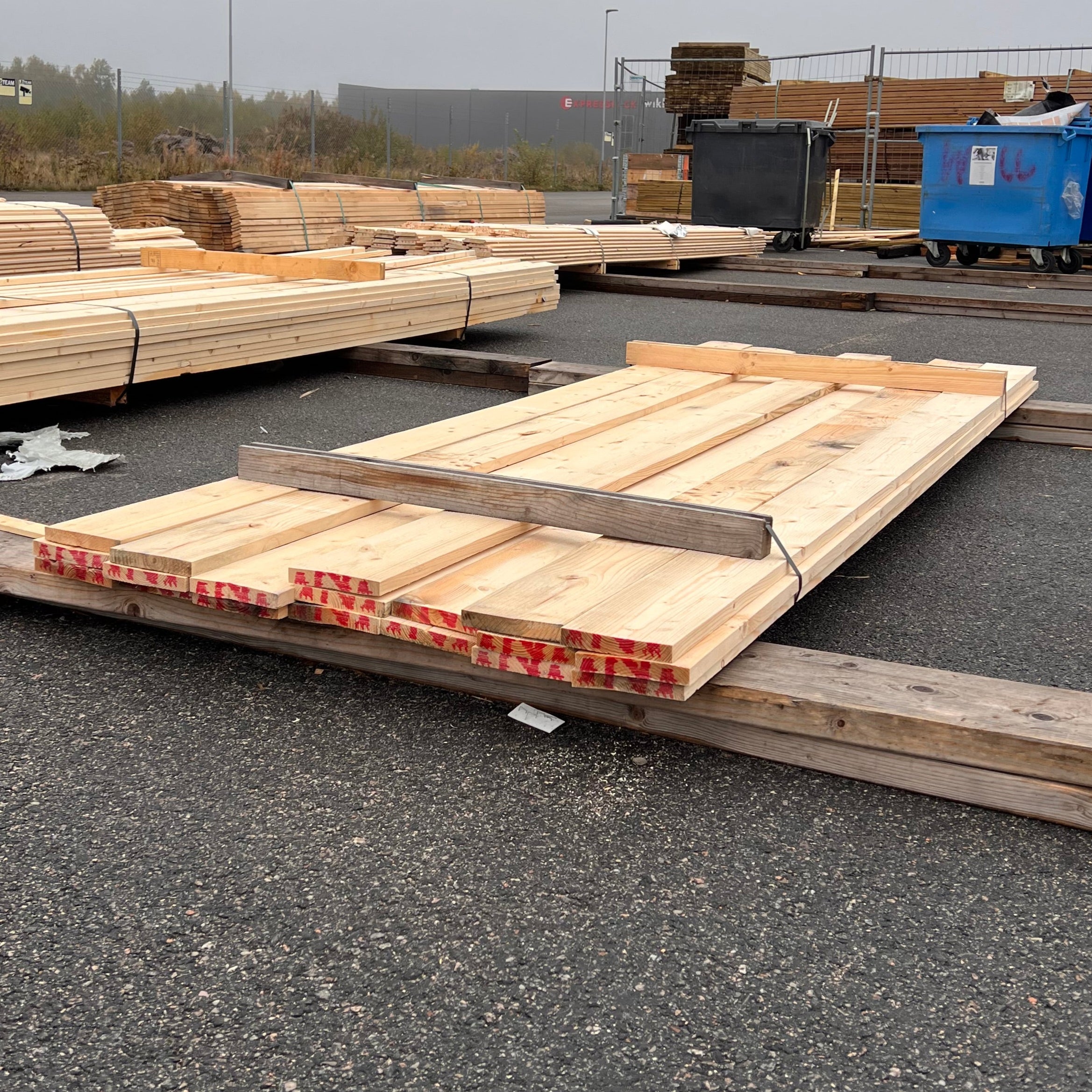 Paket Finsågad bräda 25x145 19 st 3.0m (B-Sortering)