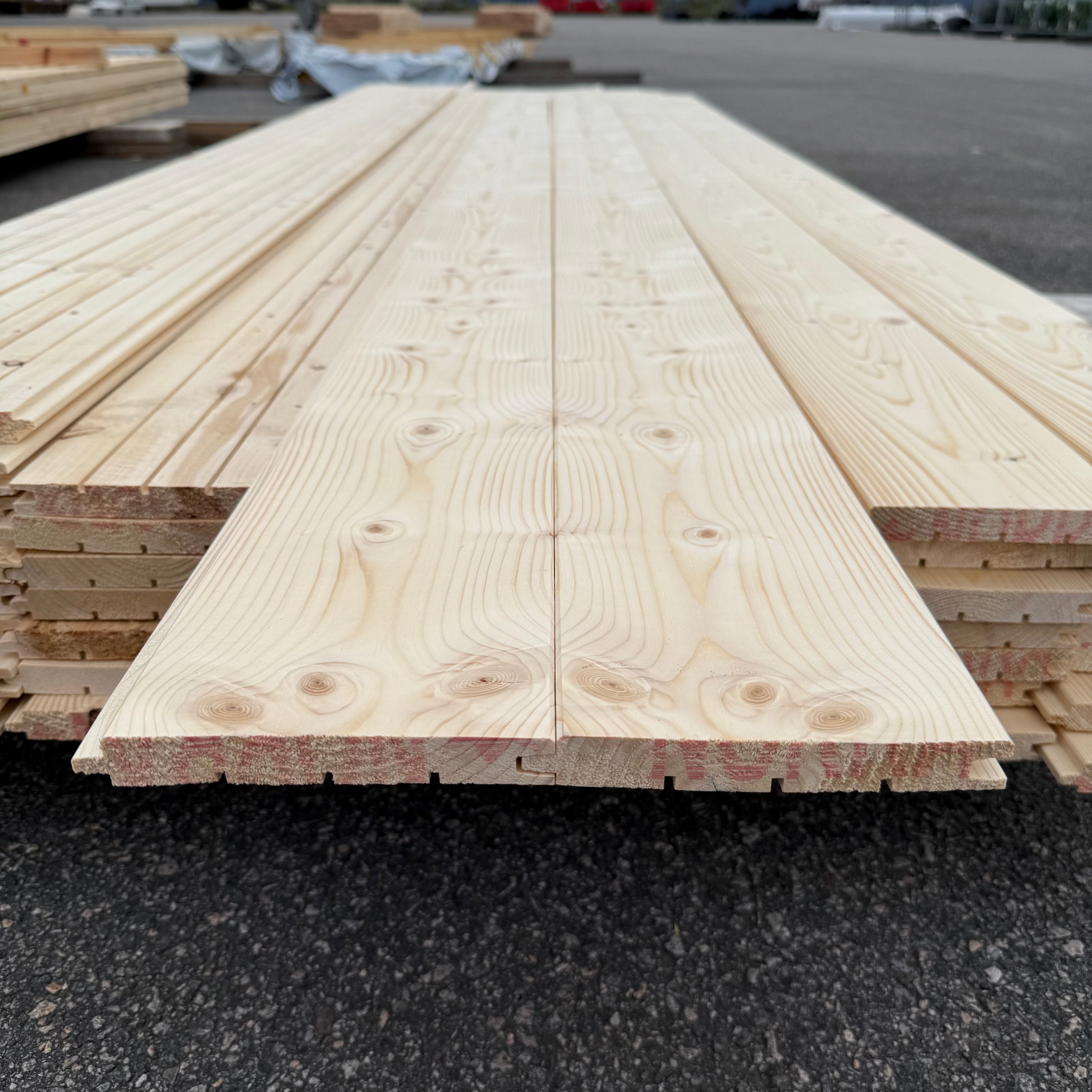 Paket Panel Gran Turbofas Utskott 20x145mm – 38 st (3,00–5,05 m, gran, obehandlad)
