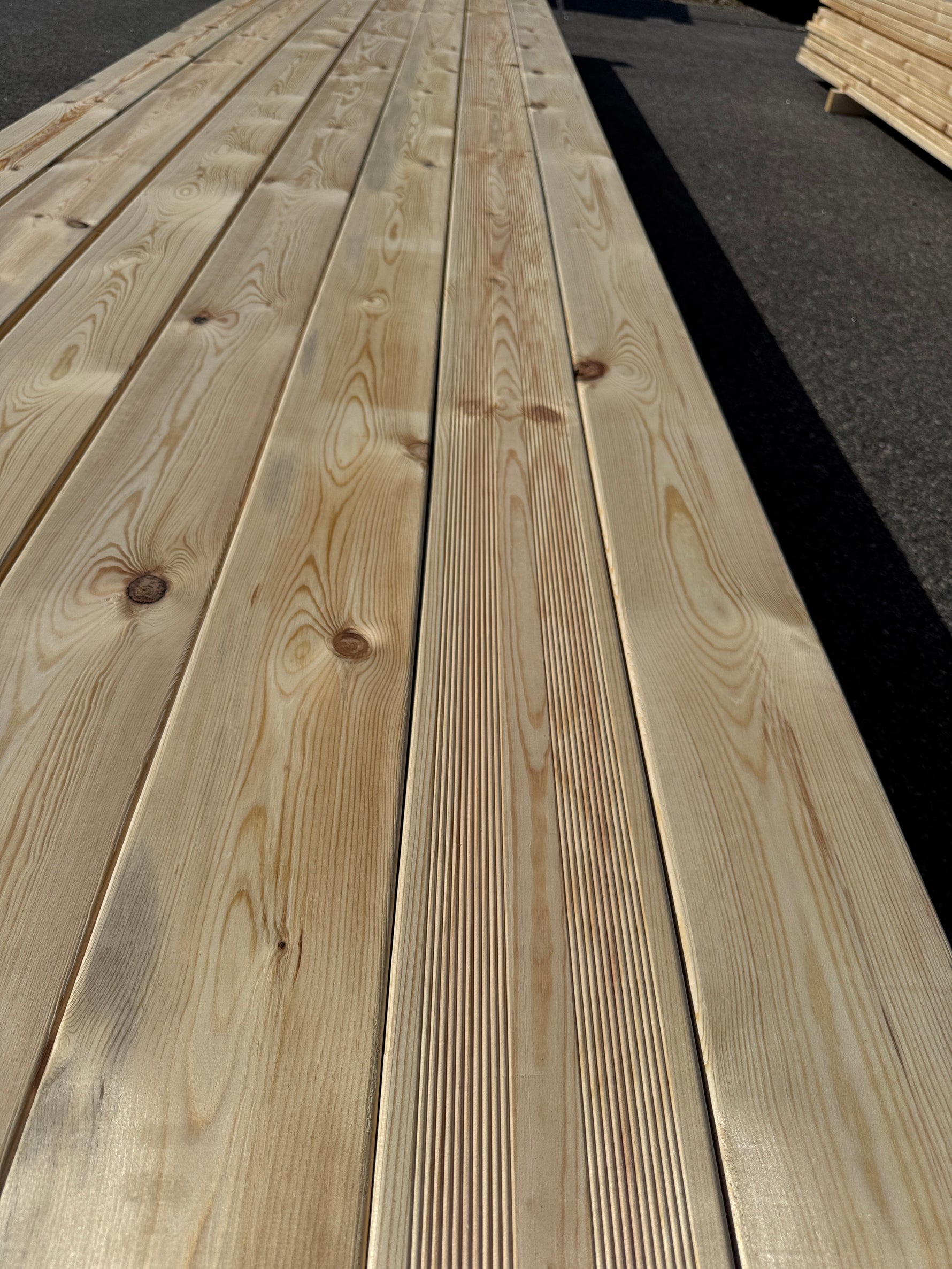 Paket Rillad 28x145 – 42st – 4.80 m – ANDRASORTERING
