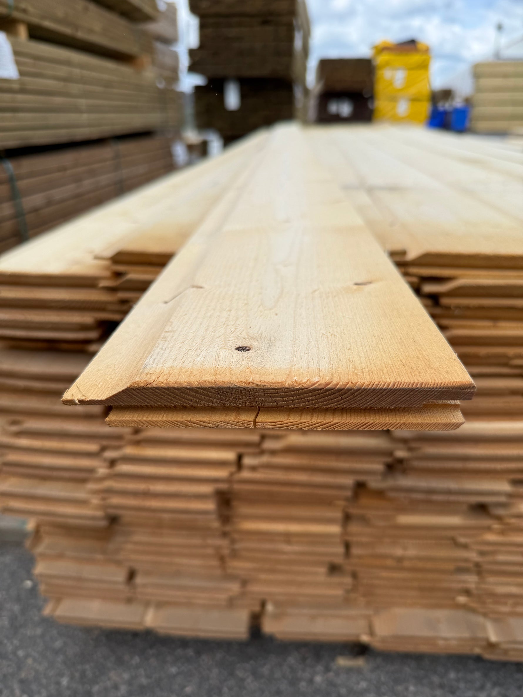 Paket Ytterpanel Enkelfas Ändspont 22x145mm, 175st 3,30m