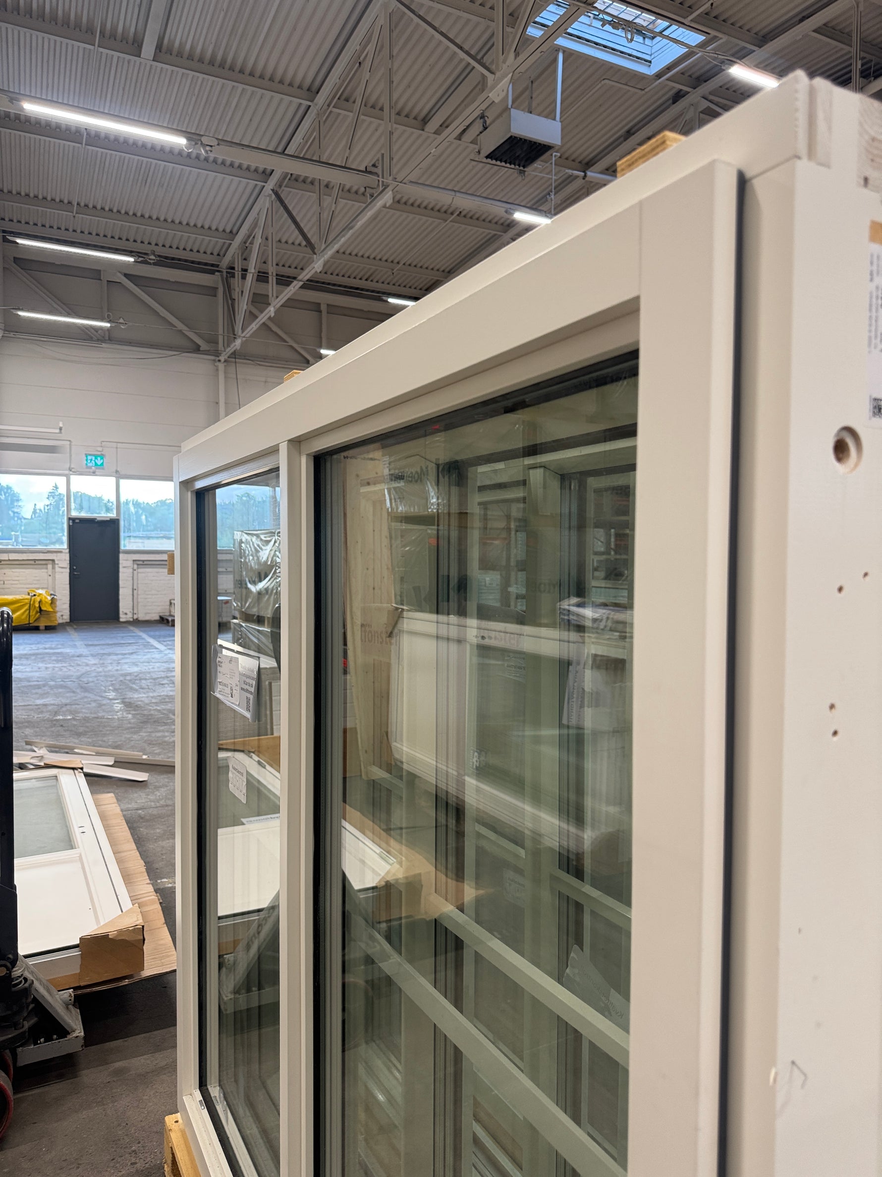 Fönster 158x148 cm – 3-glas, vitt inåtgående