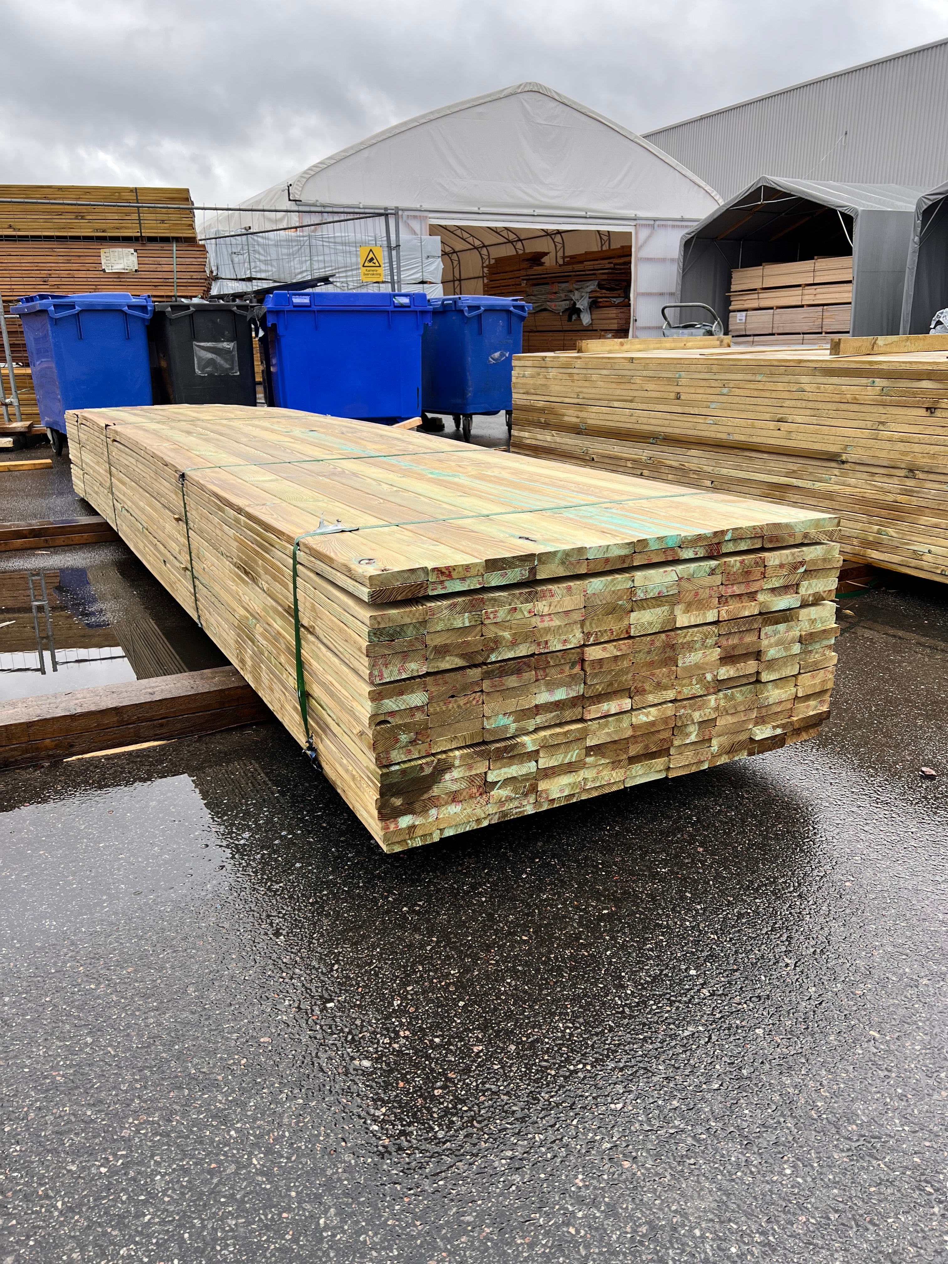 Paket Trall Tryckimpregnerad 22x95mm – 200 st 4.80m B-sort