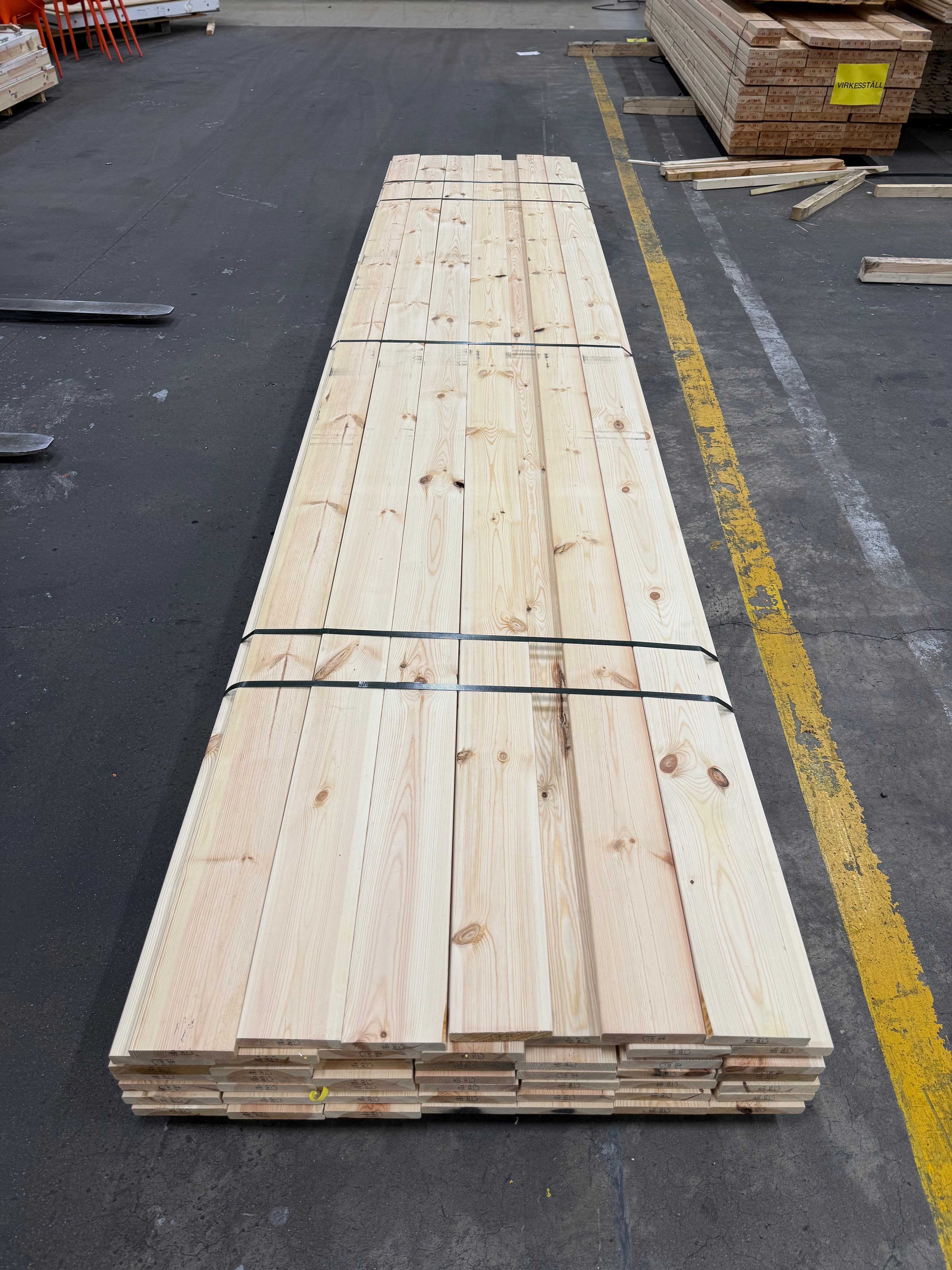 Paket Hyvlade Brädor 27x145mm 4.80m- 48st (Furu) B- sortering