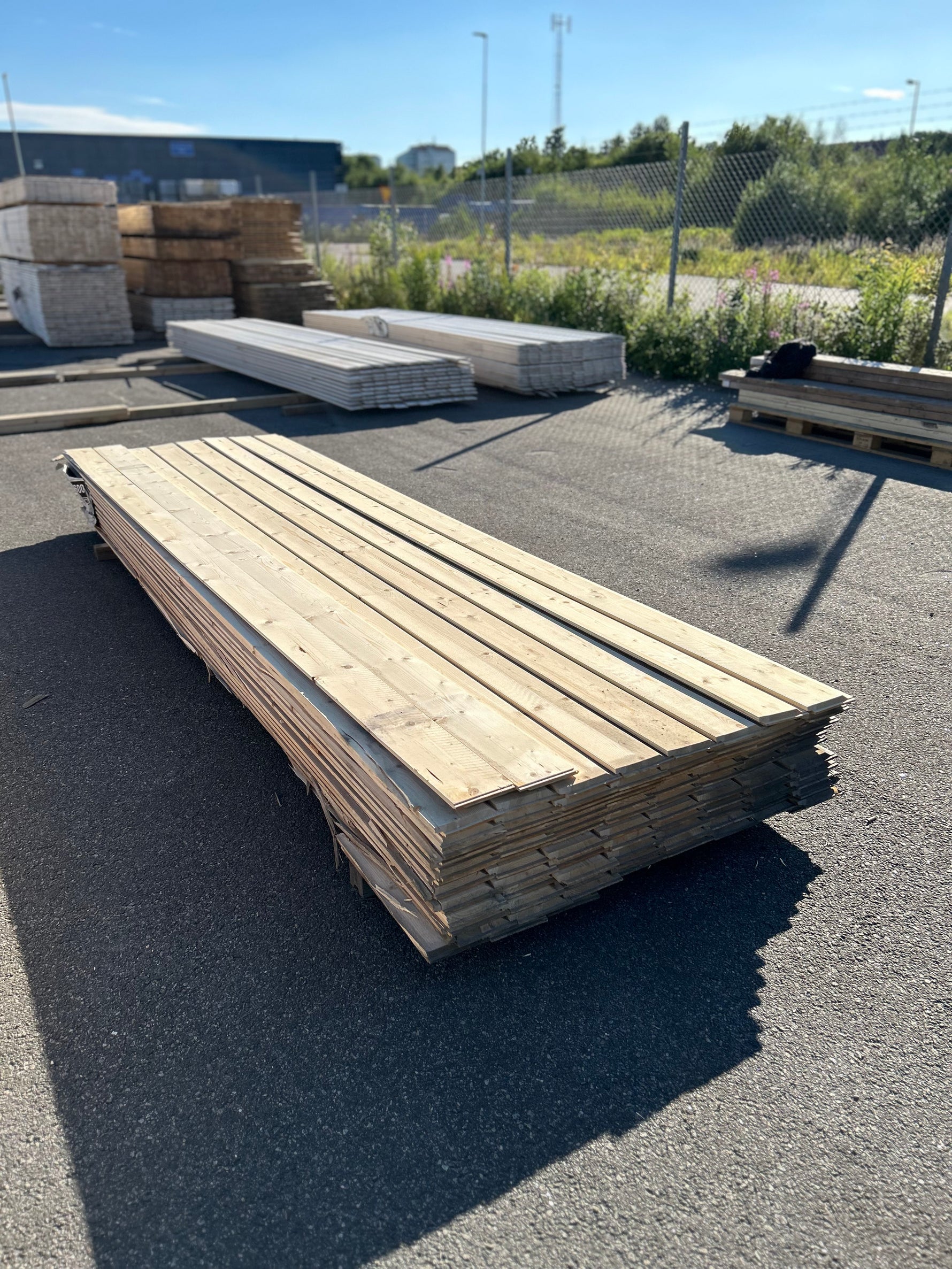 Paket Ytterpanel Enkelfas Fals Ändspont 22x145mm, 106st 3.60m