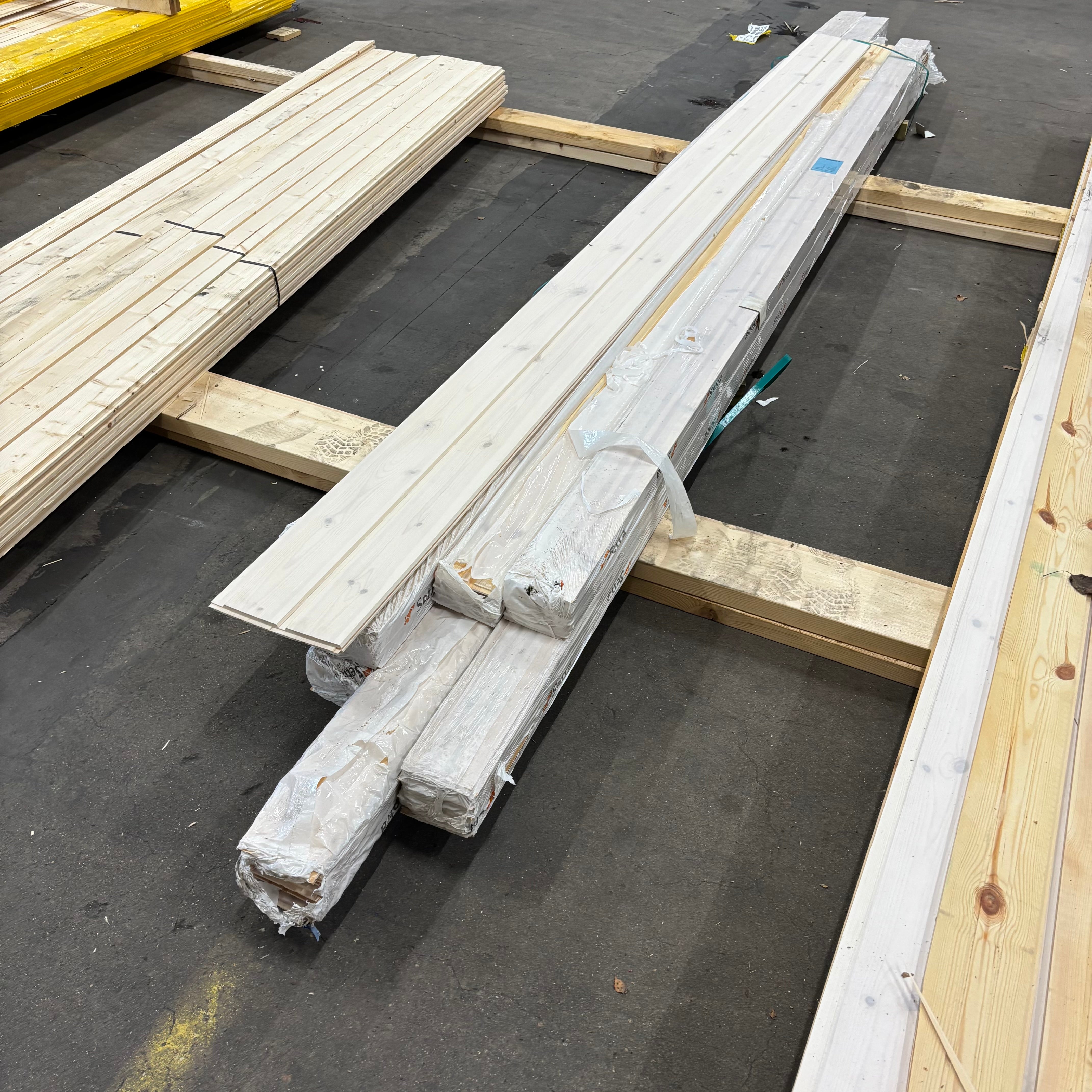 Paket Spårpanel 15x120mm – 48 st (3,90 m, furu, vitvax)