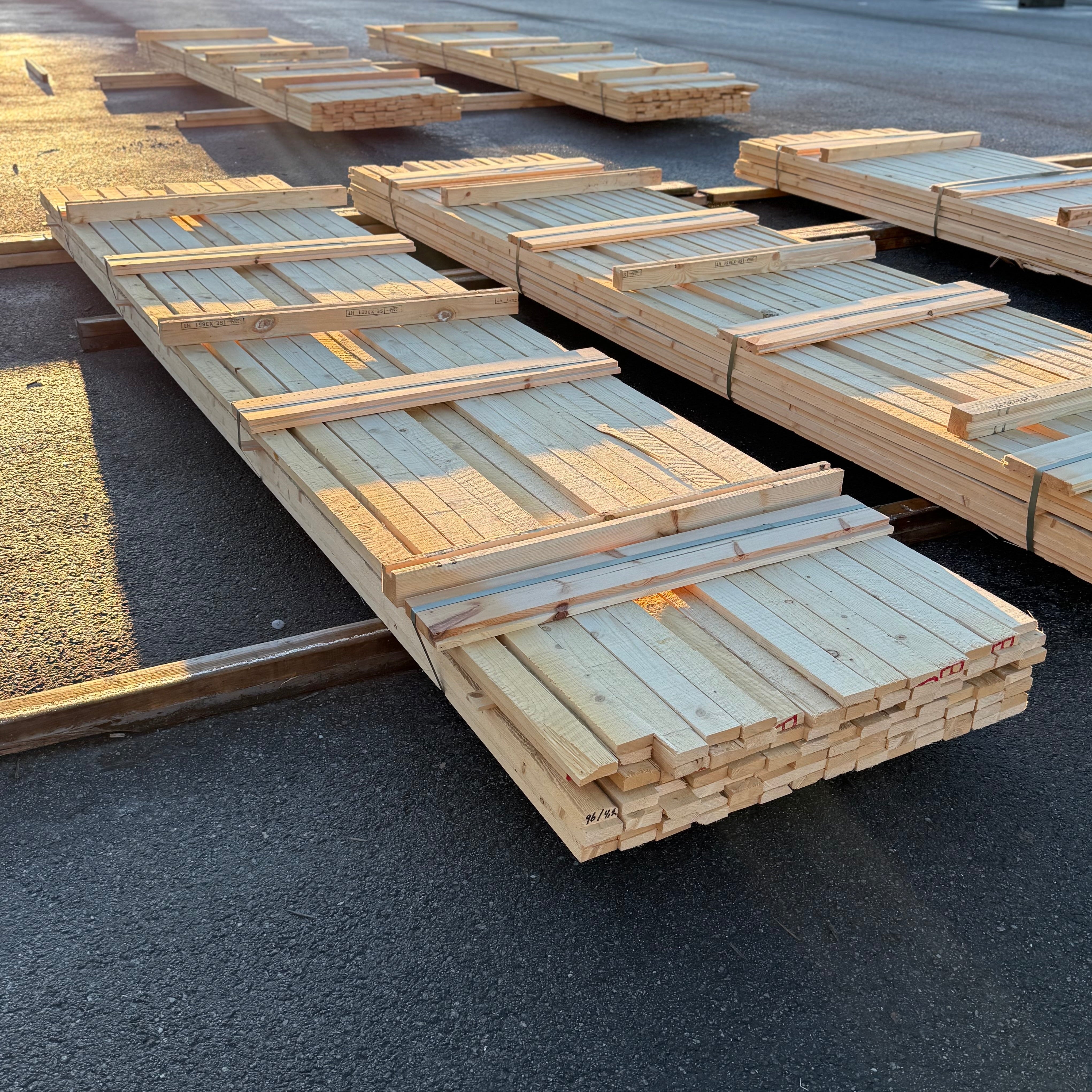 Paket Brädor 19x63mm – 96 st (4,20 m, gran, ohyvlad/råsågad)