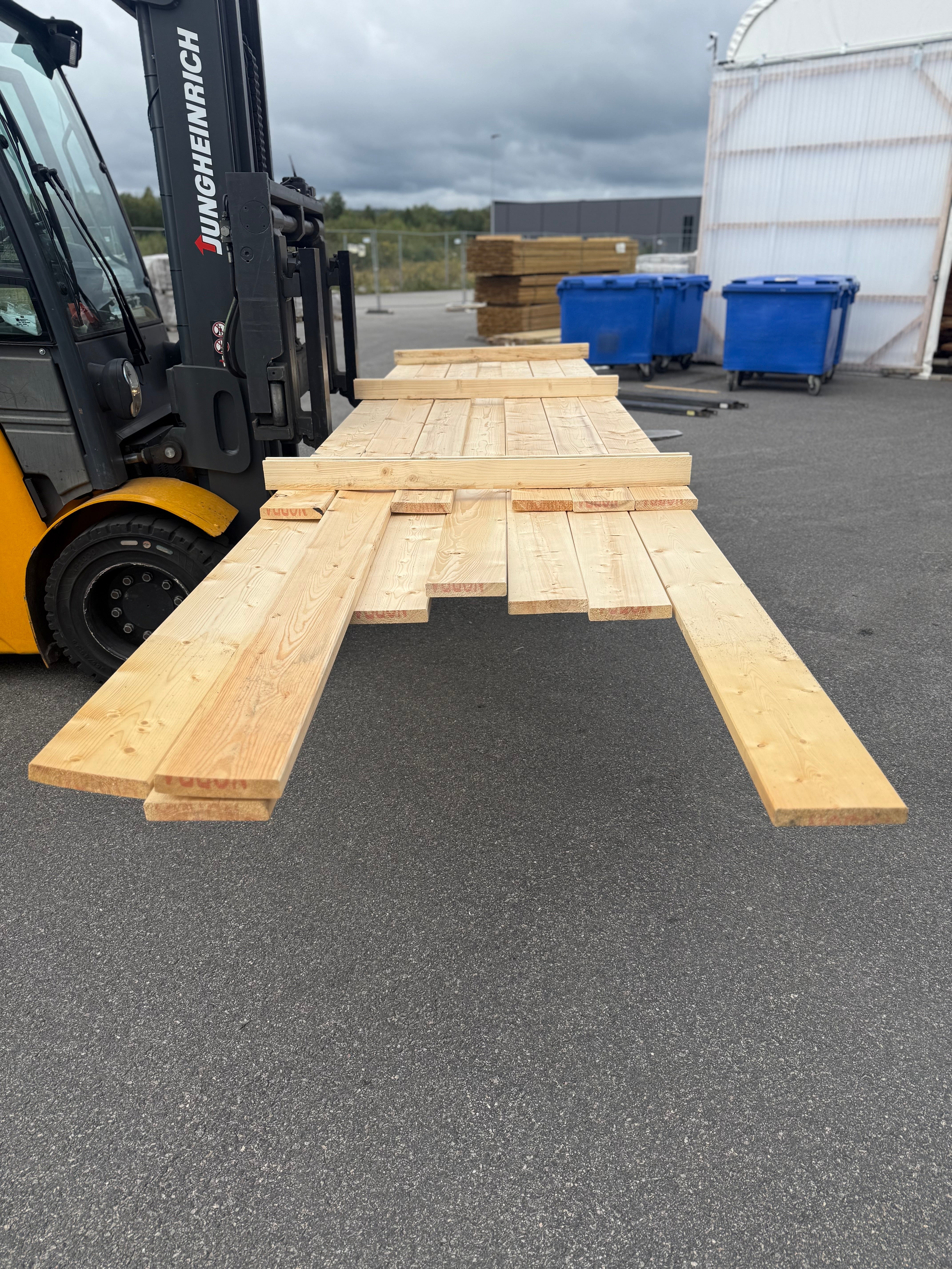 Paket Brädor – Vrak 25x145mm 13st