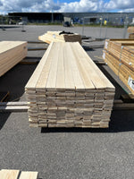 Paket Finsågade Brädor 22x120mm, 235st 4,20–5,40m (Andra sortering)
