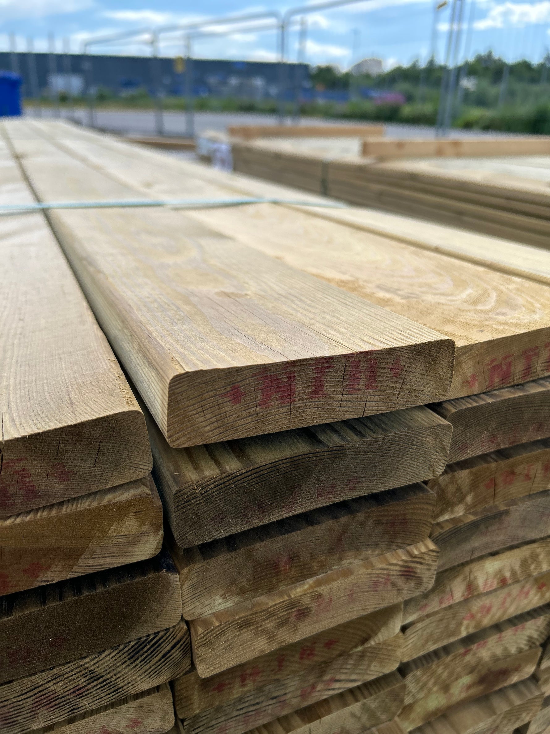 Paket Trall Furu 28x120mm 3,90m 144st Impregnerad B-sortering
