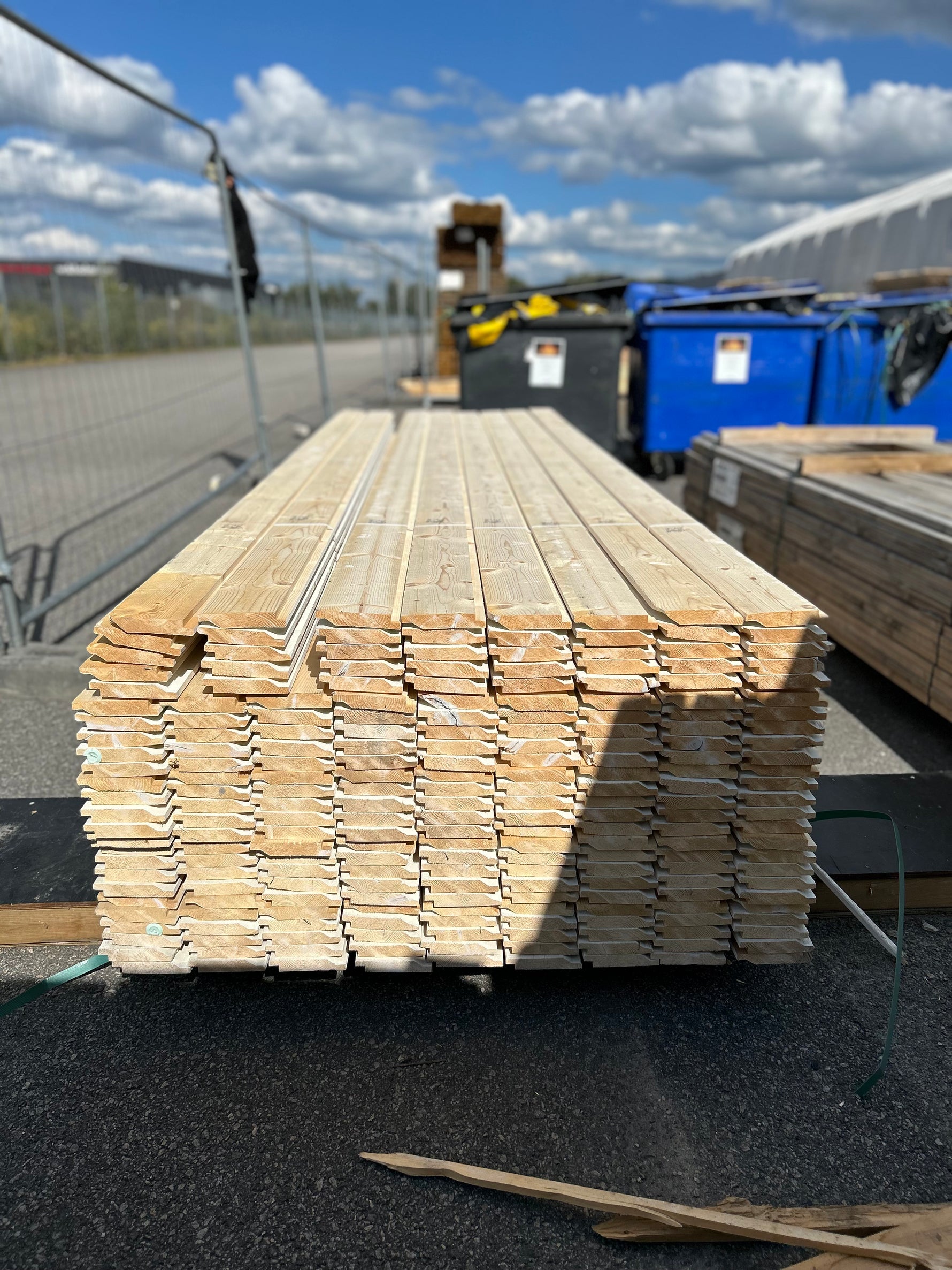 Paket Enkelfas Halvspont 22x120mm 3,60m 220st Grundmålade