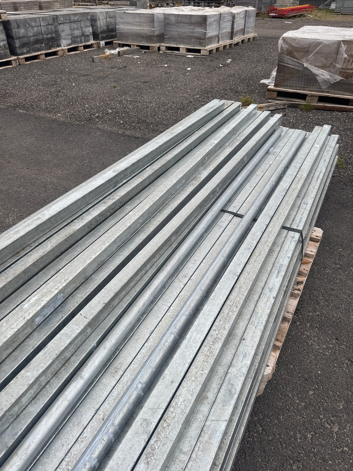 Pall Galvade Stängselstolpar 50x50mm – 2,76m – ca 80st