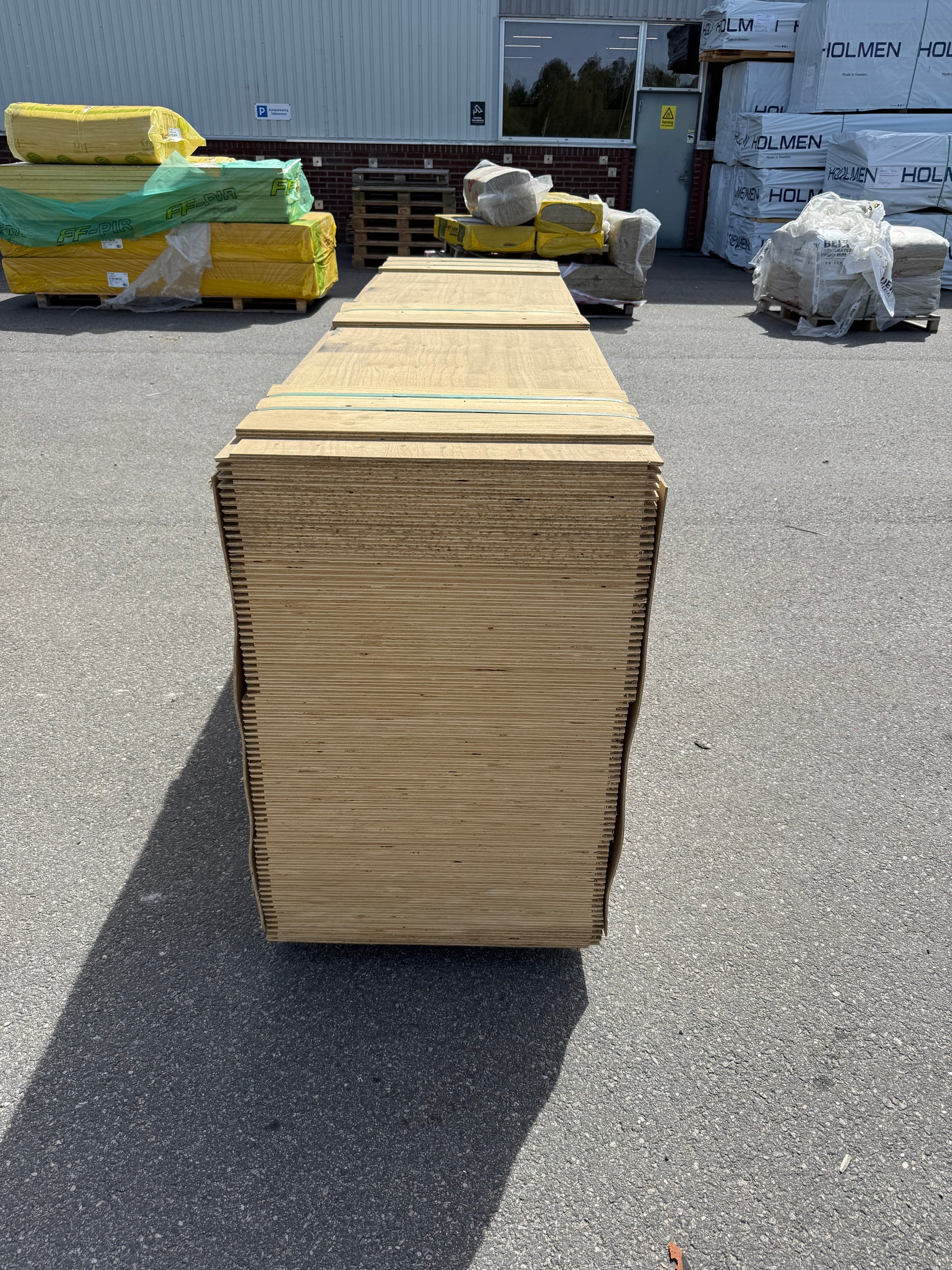 Parti WISA Wall Ergo Plywoodskivor 12mm (598x2400mm)