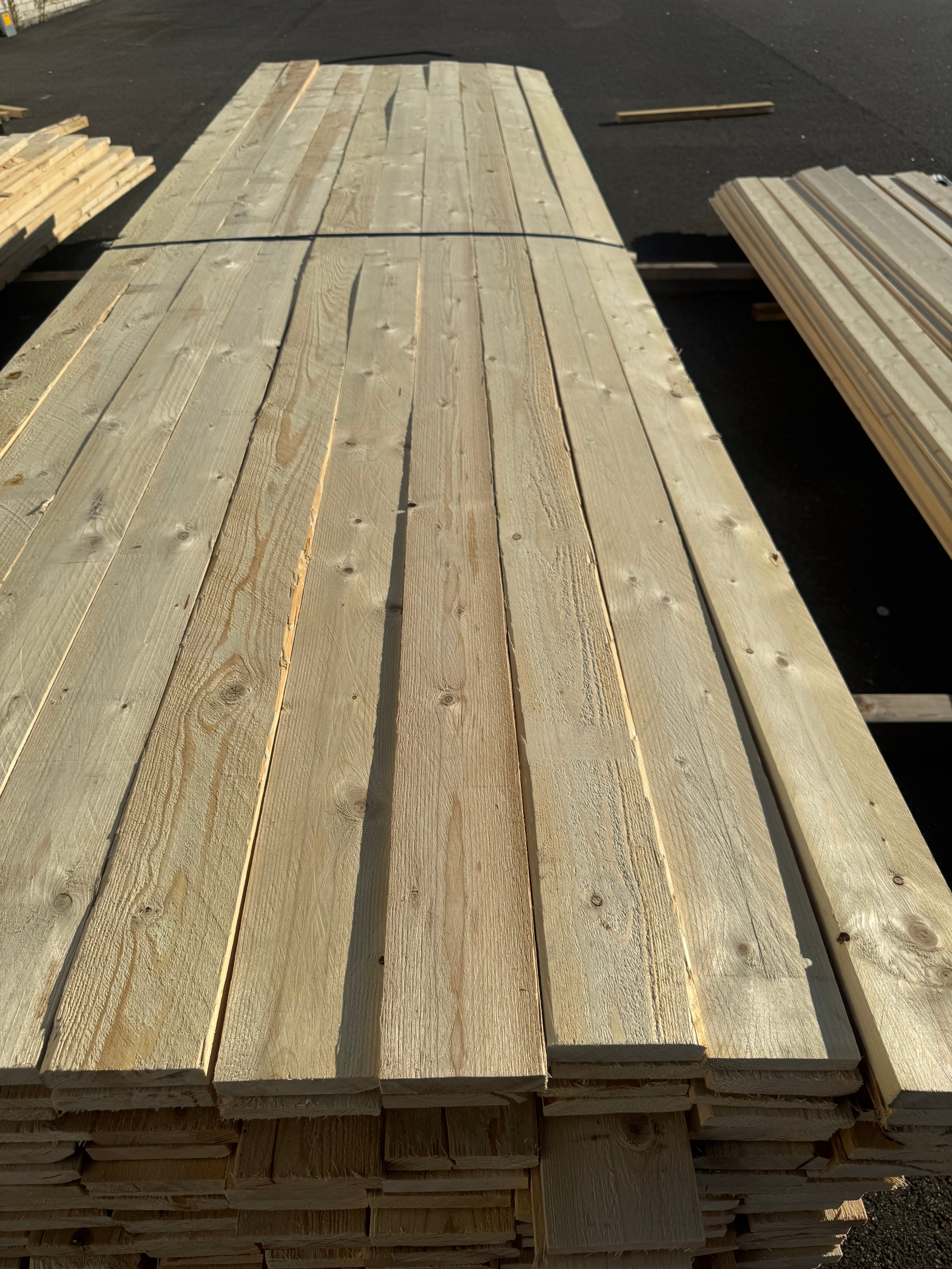 Paket Brädor 22x100 – 260st – Ohyvlade