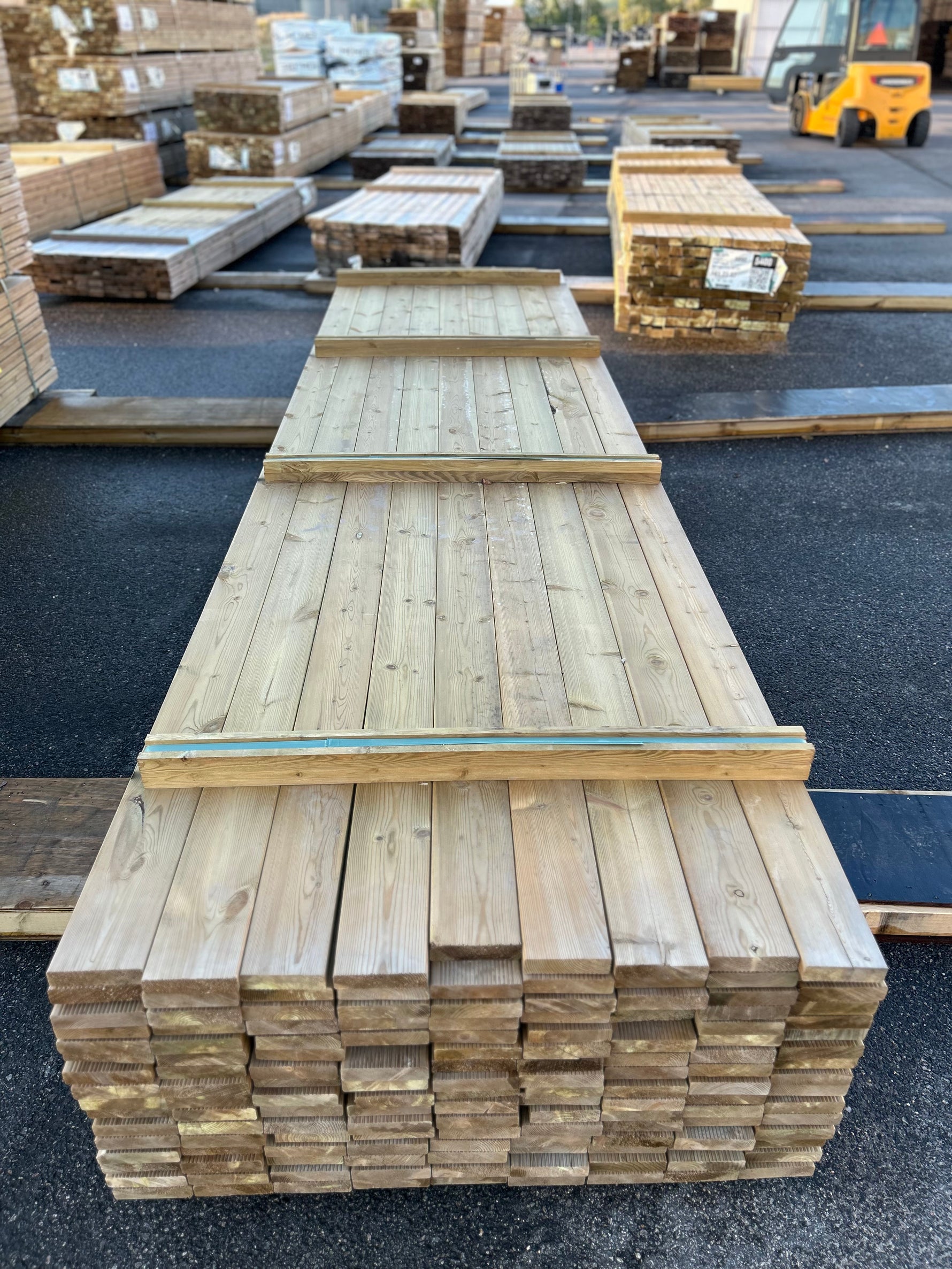 Paket Tryckimpregnerad Rillad Trall 28x120mm, 144st 4.20m