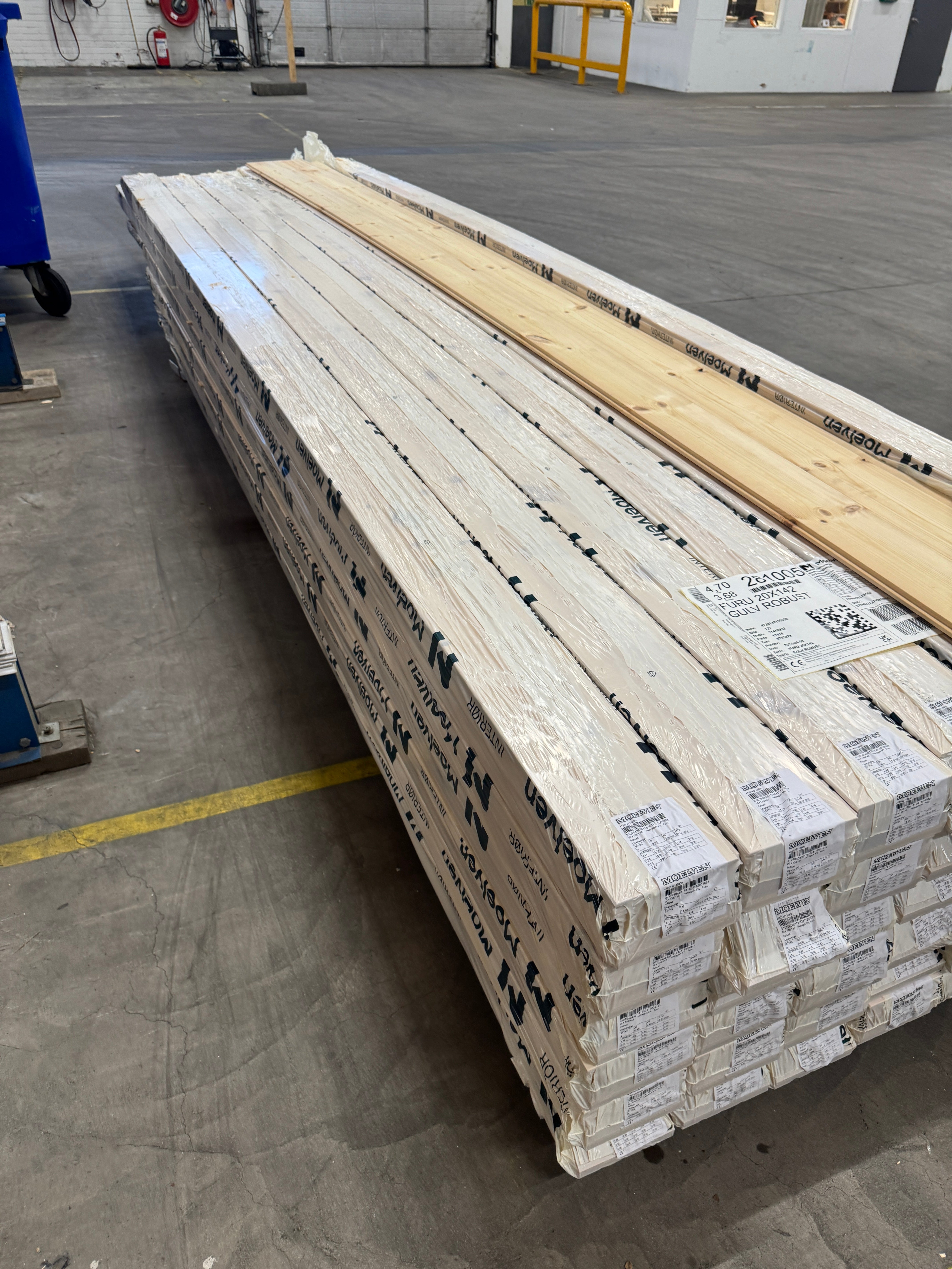 Golv 20x135/142mm – Furu Obehandlad (Robust)