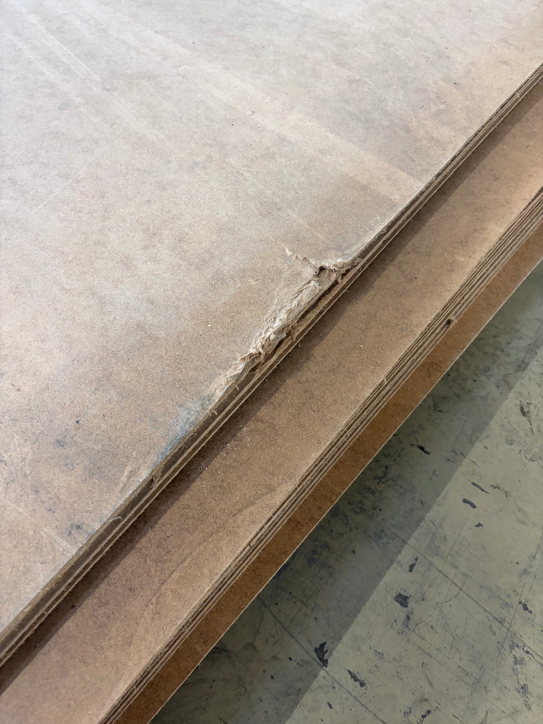 Pall Masonitskivor 2440x1220x3mm – ca 65st