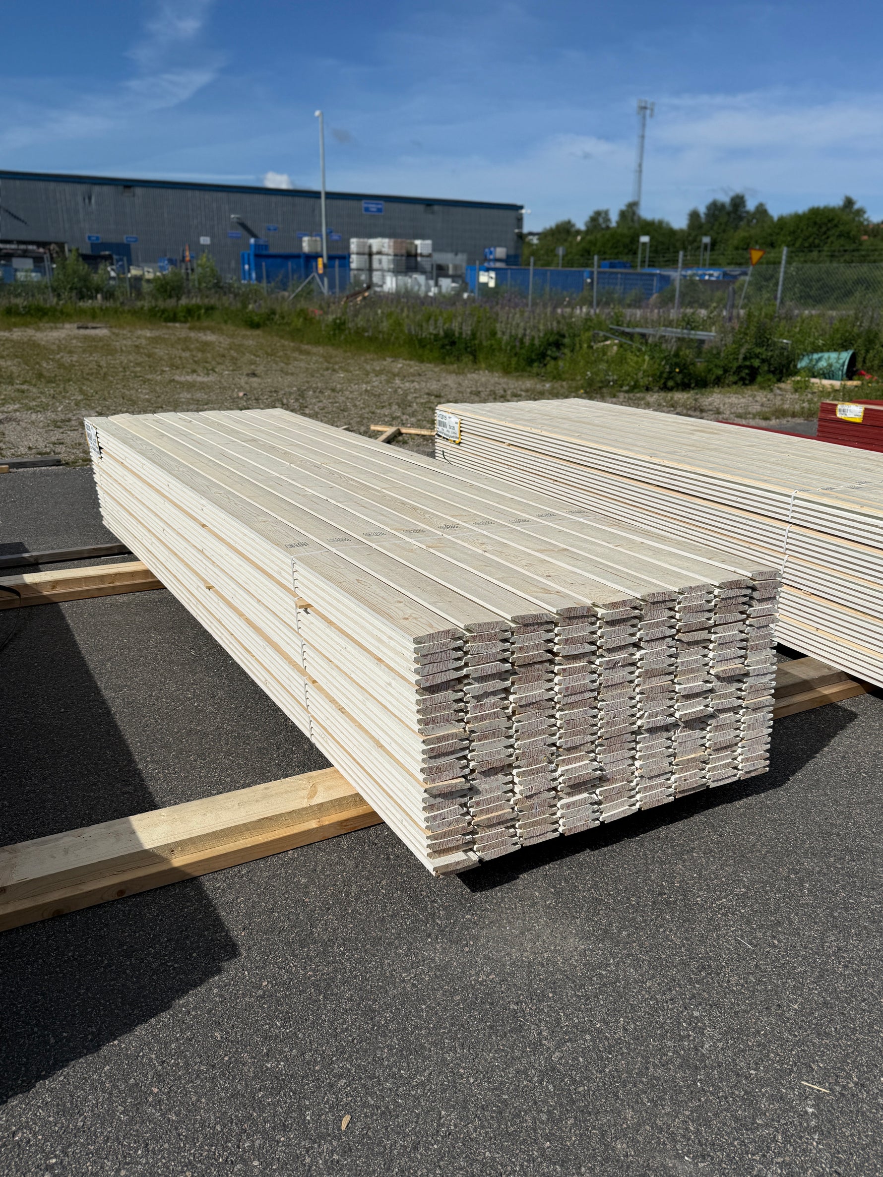 Paket Ytterpanel Enkelfas Halvspont 22x120mm, 225st 3.60m Grundmålad Vit&nbsp;