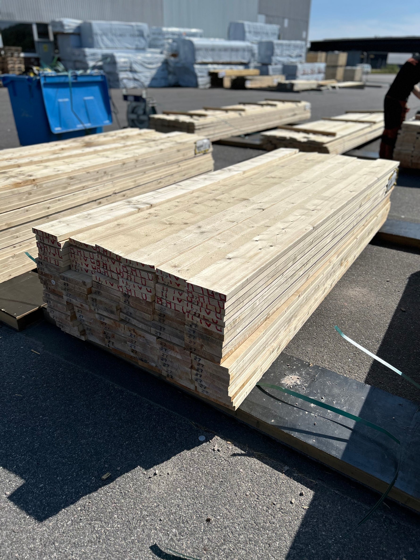 Paket Finsågade Brädor 28x170mm 2.70m 110st Obehandlad