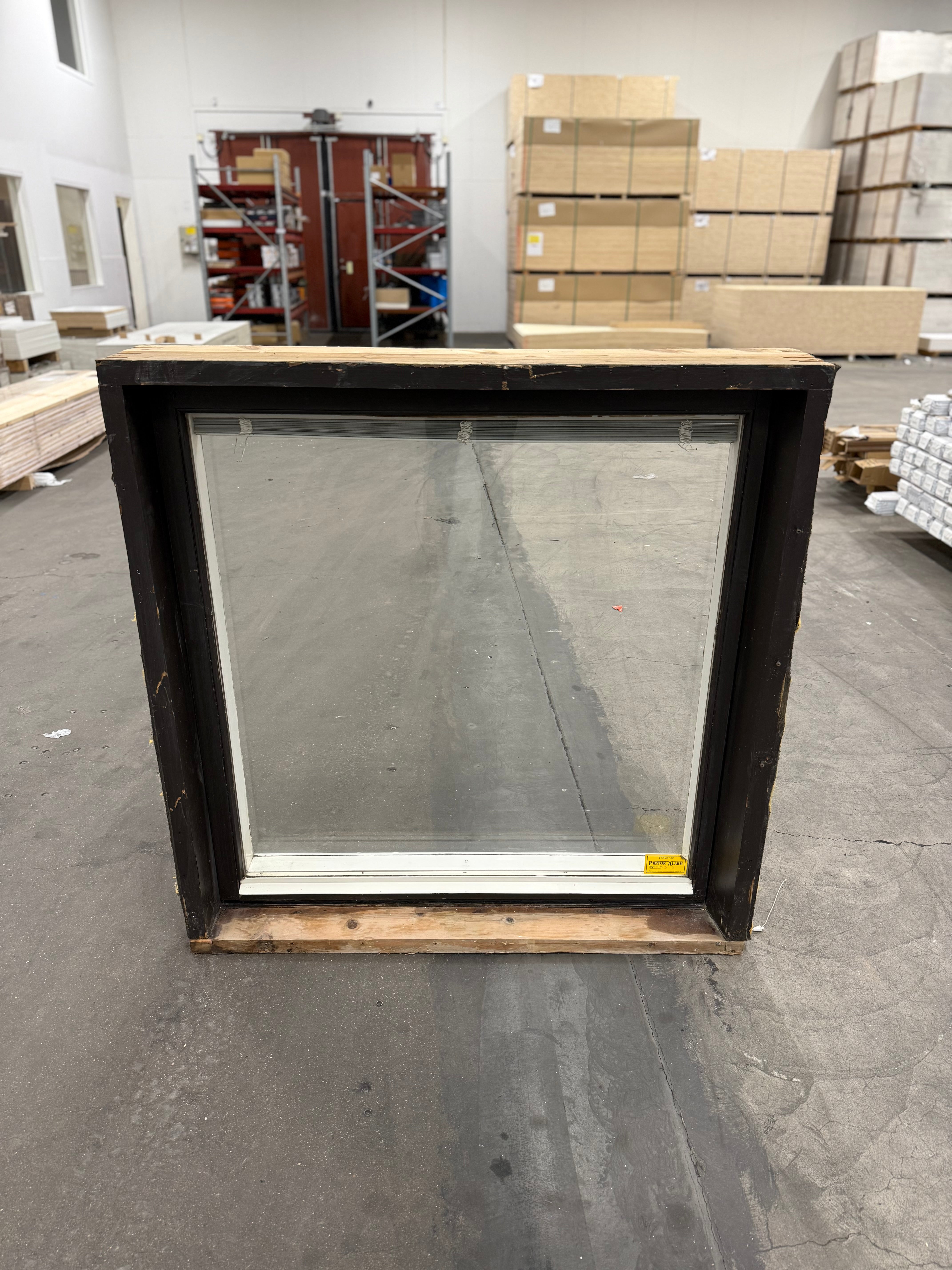 Fönster 1130x1172mm (Begagnat)