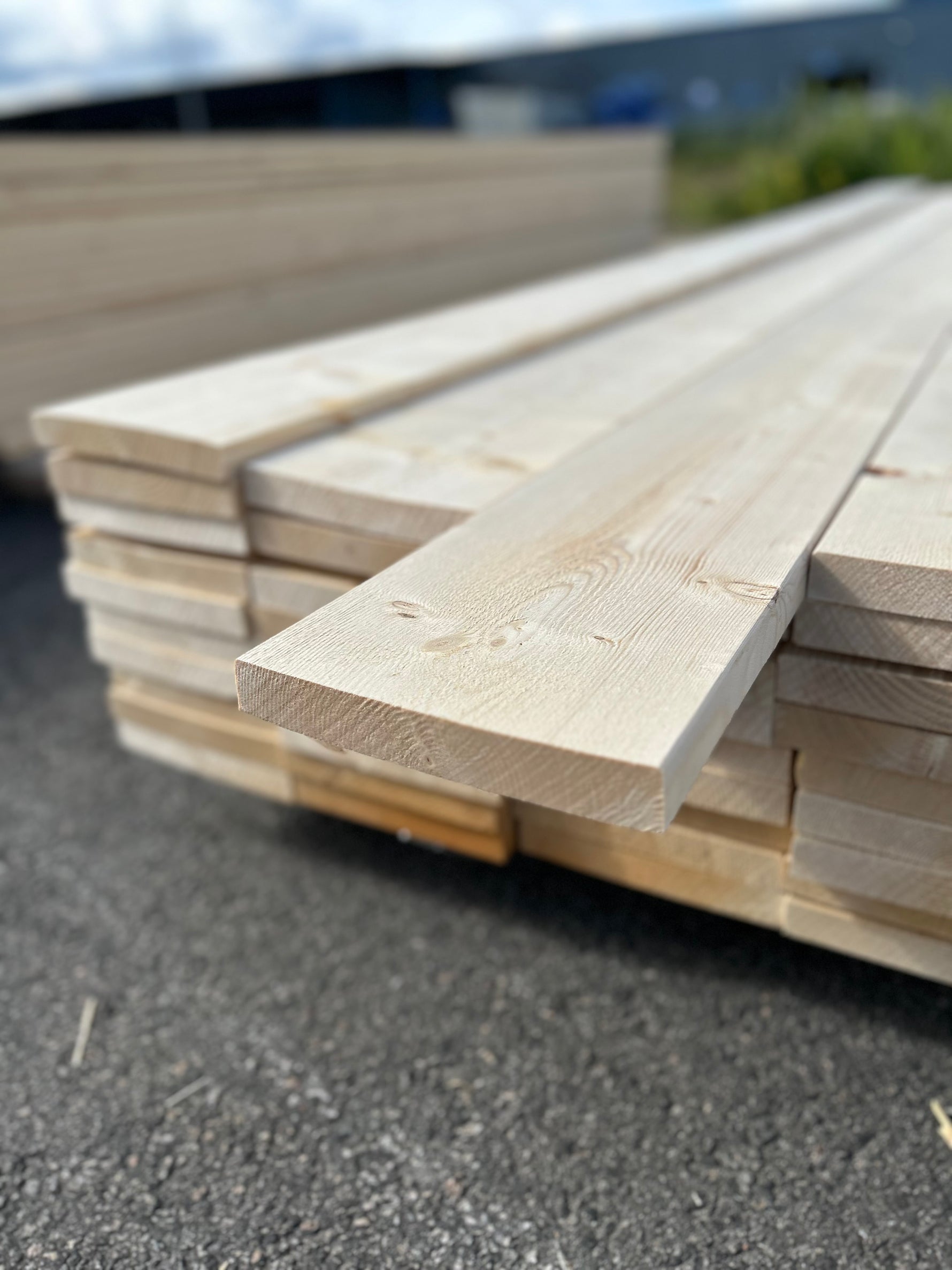 Paket Finsågade Brädor 28x195mm 4,20m 47st Obehandlade