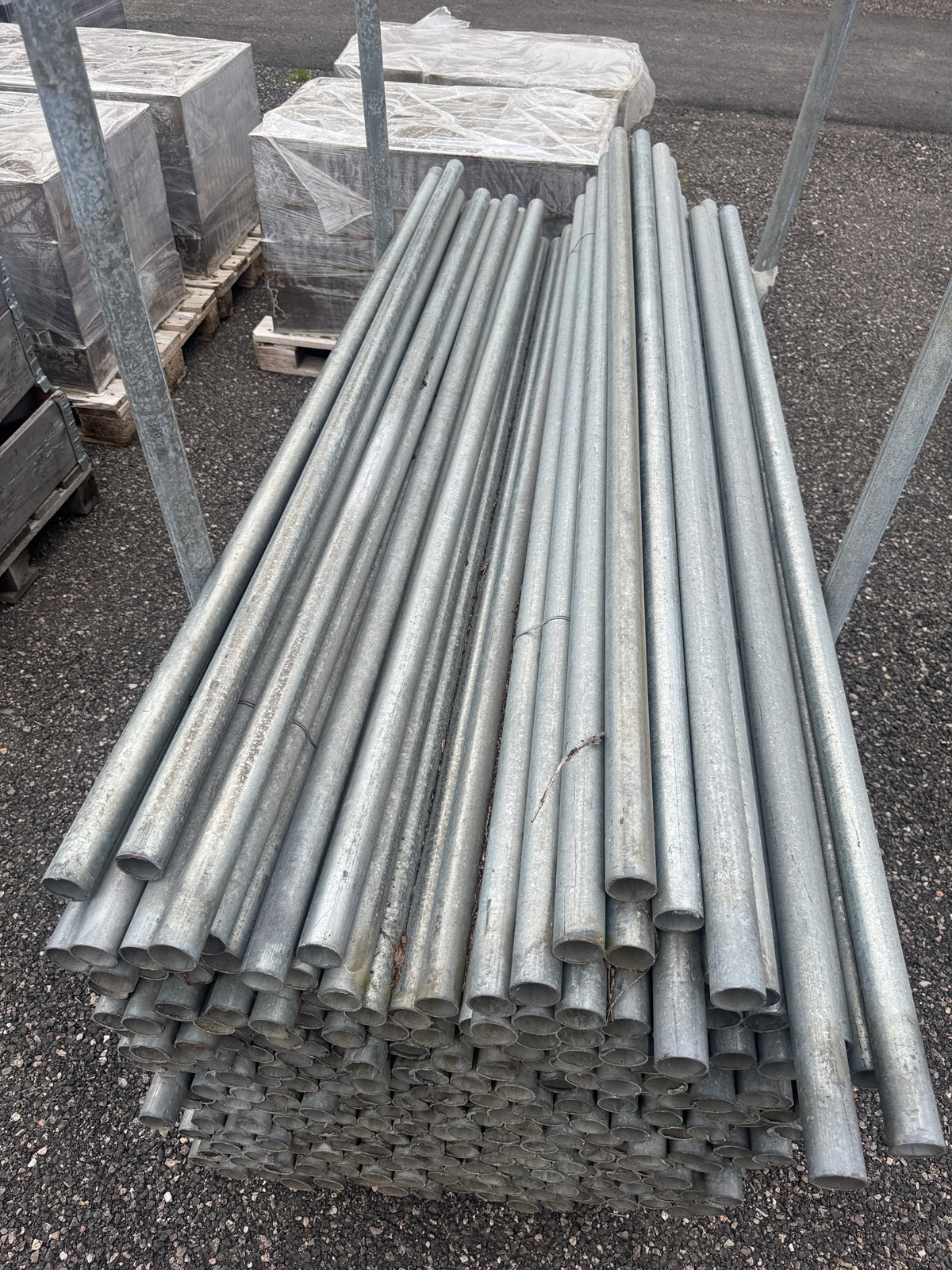 Pall Galvade Stålrör Ø45mm – 2,0m – 240st